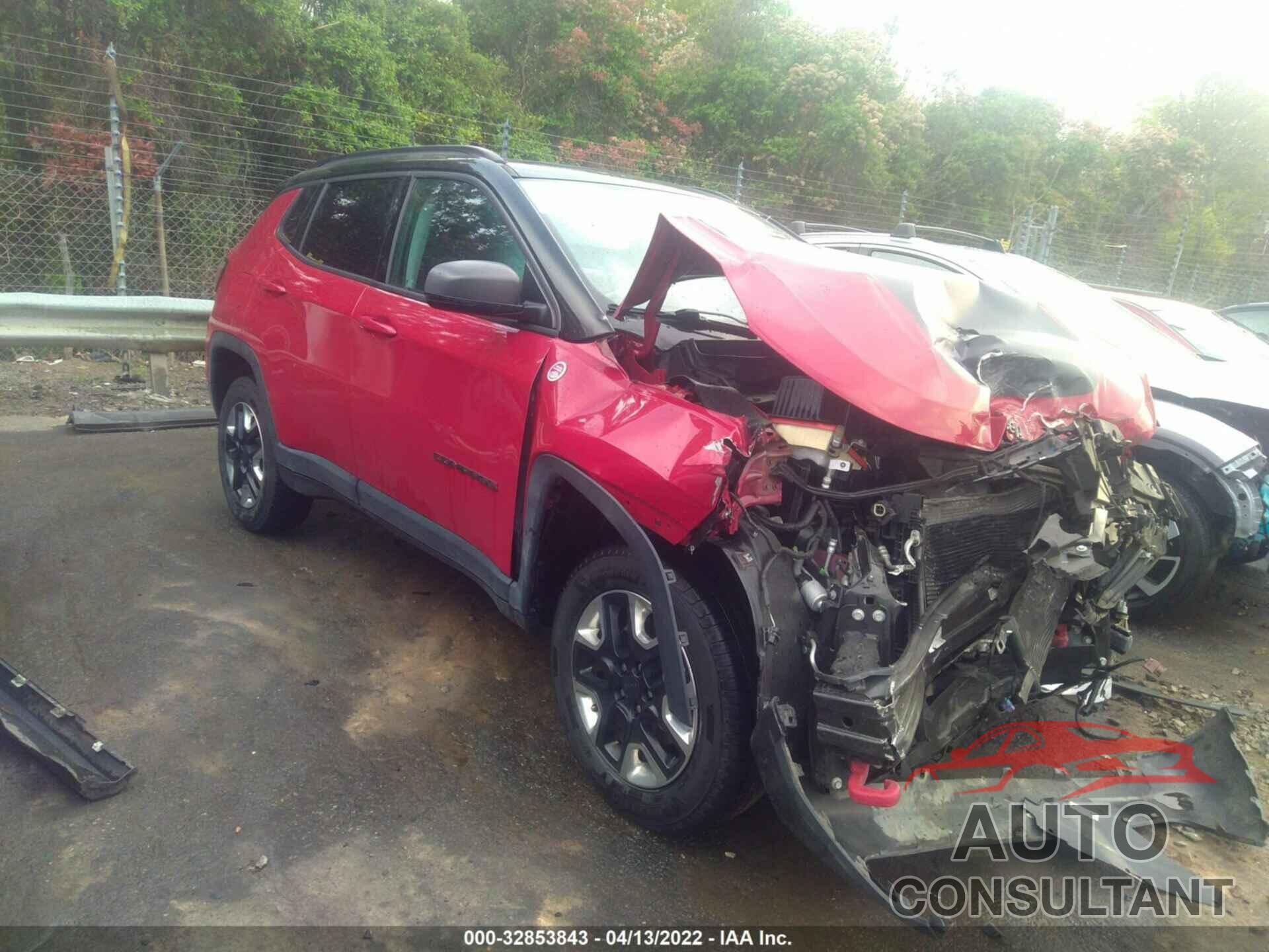 JEEP COMPASS 2018 - 3C4NJDDB3JT131918