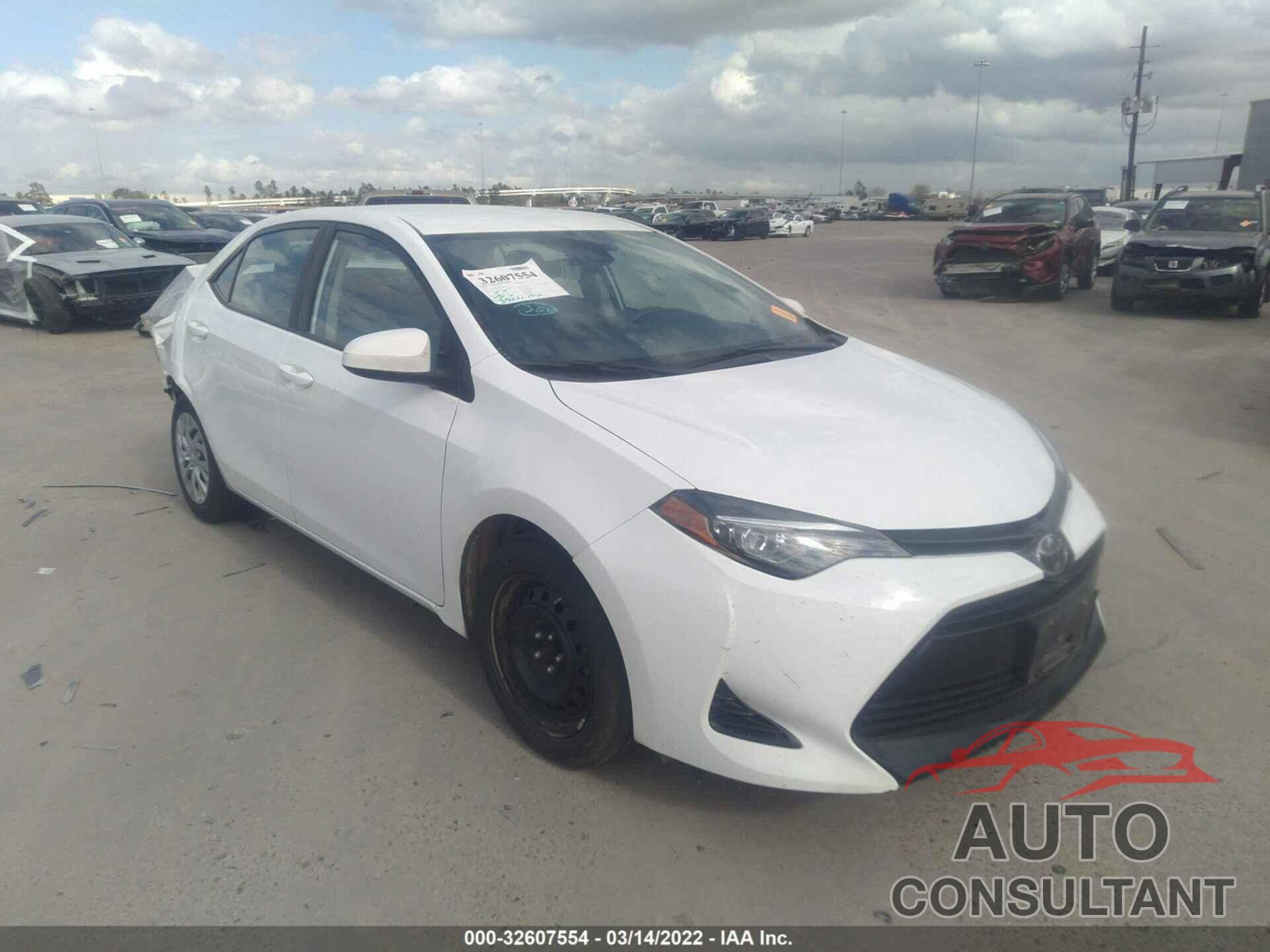 TOYOTA COROLLA 2017 - 5YFBURHE5HP706299