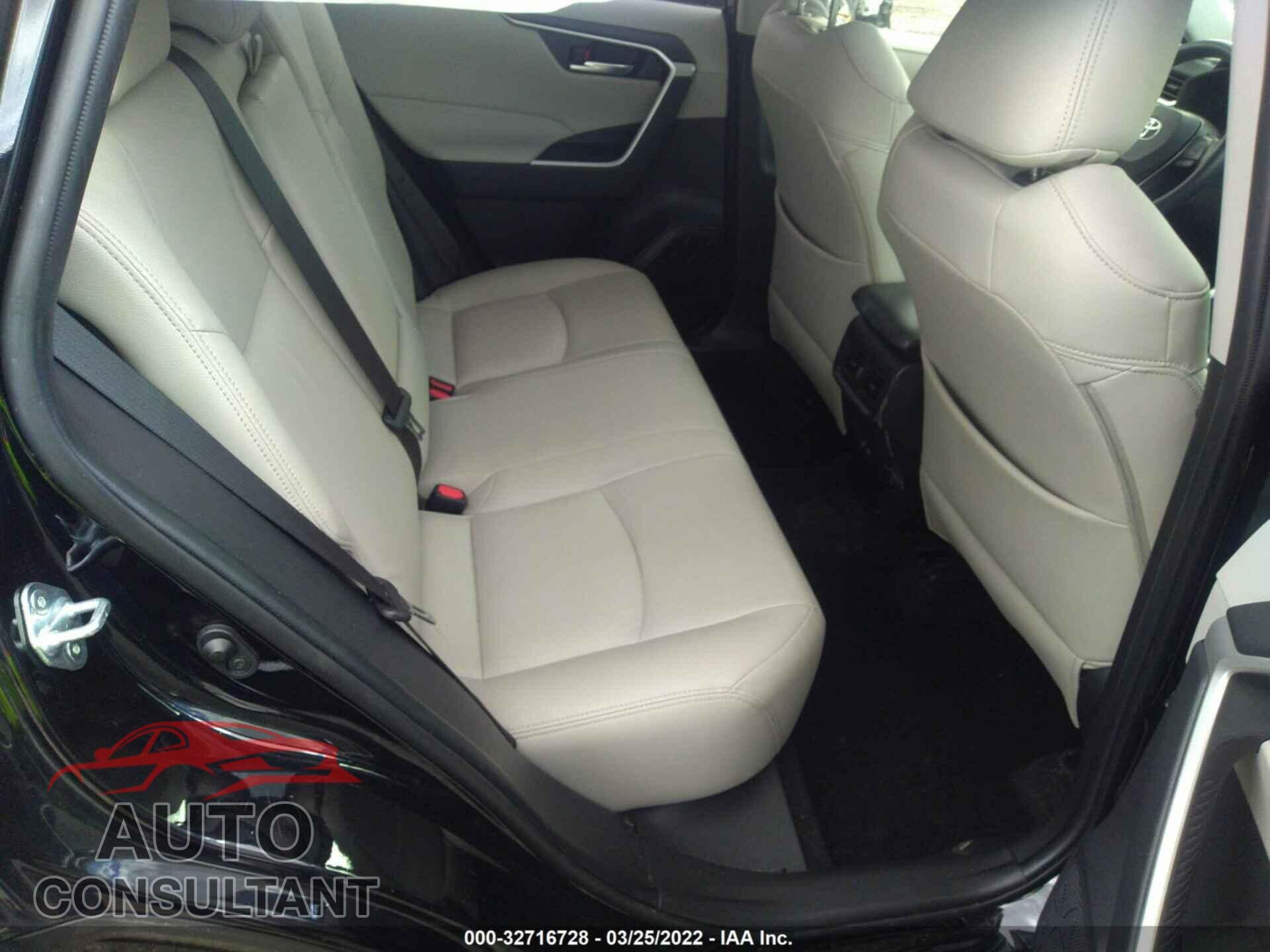 TOYOTA RAV4 2019 - JTMP1RFV9KD032198