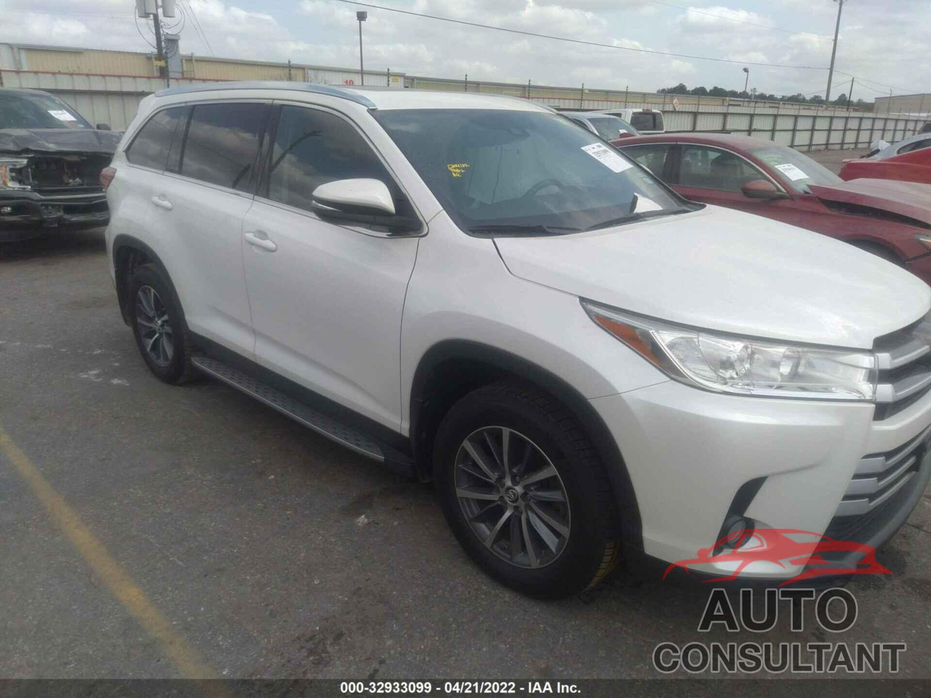 TOYOTA HIGHLANDER 2019 - 5TDKZRFH0KS302145
