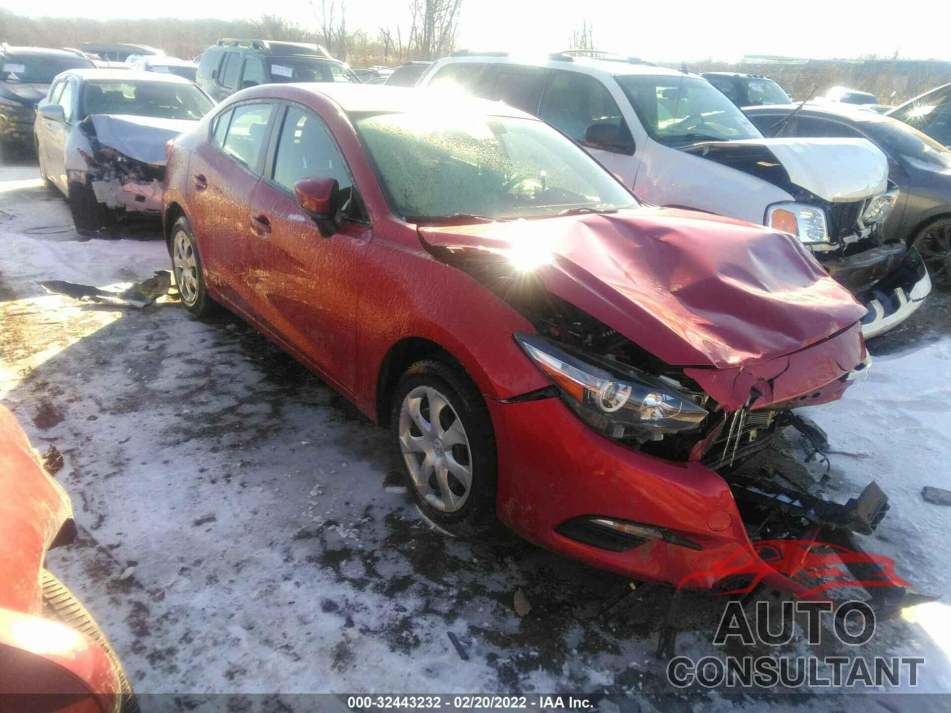 MAZDA MAZDA3 4-DOOR 2018 - 3MZBN1U75JM231284
