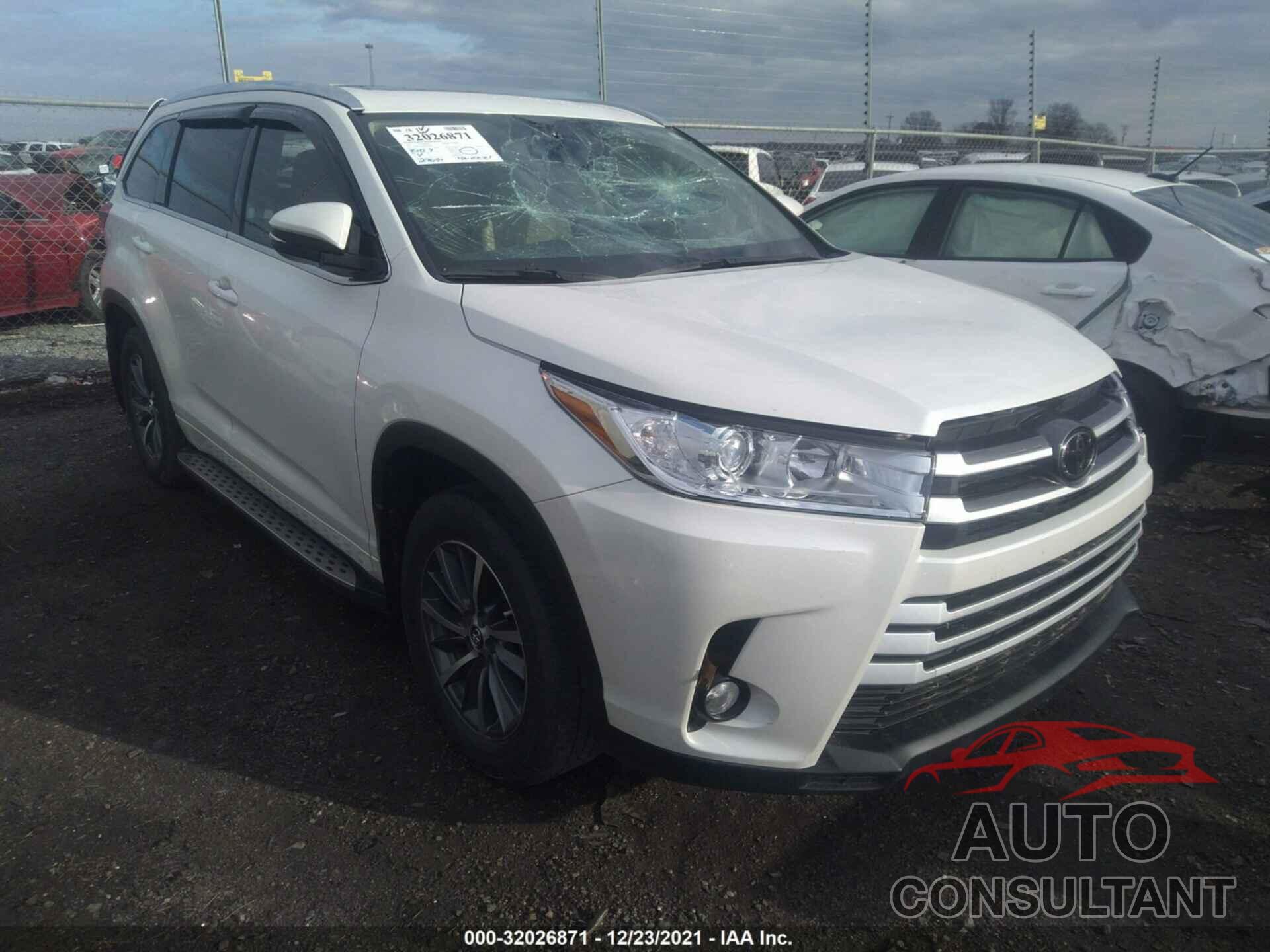 TOYOTA HIGHLANDER 2017 - 5TDJZRFH0HS514869
