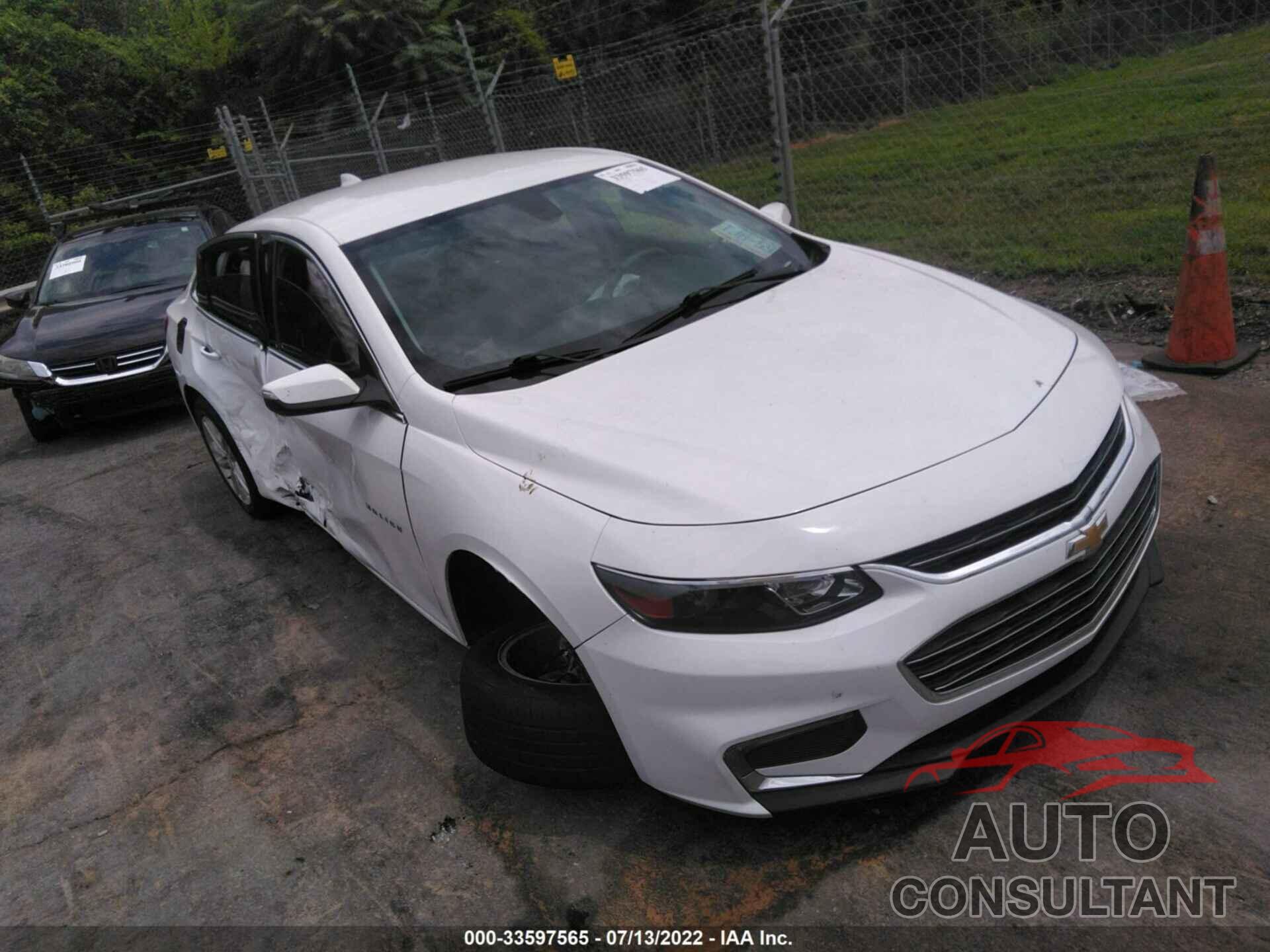 CHEVROLET MALIBU 2018 - 1G1ZD5ST7JF198857
