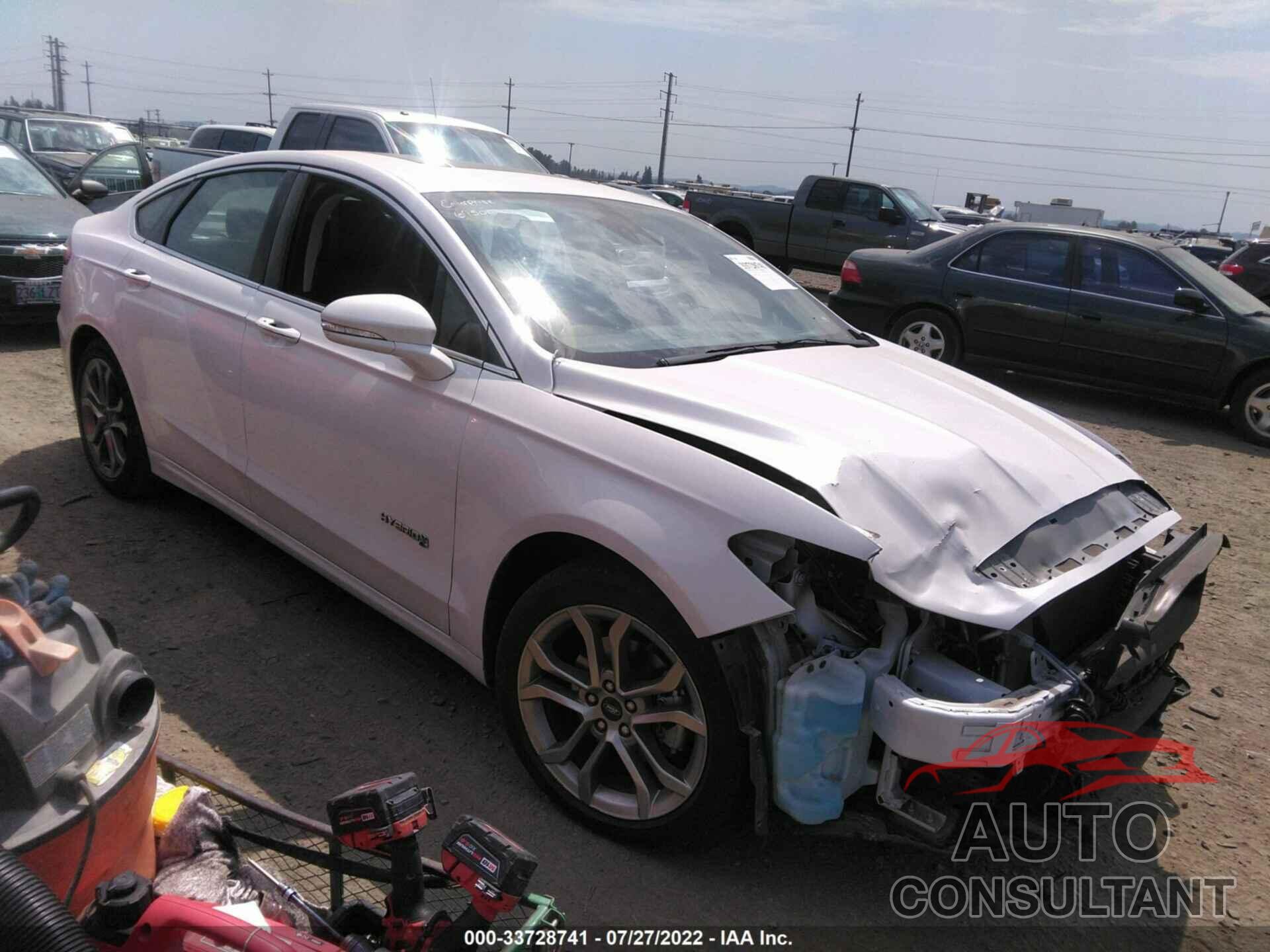 FORD FUSION HYBRID 2019 - 3FA6P0RU7KR227545