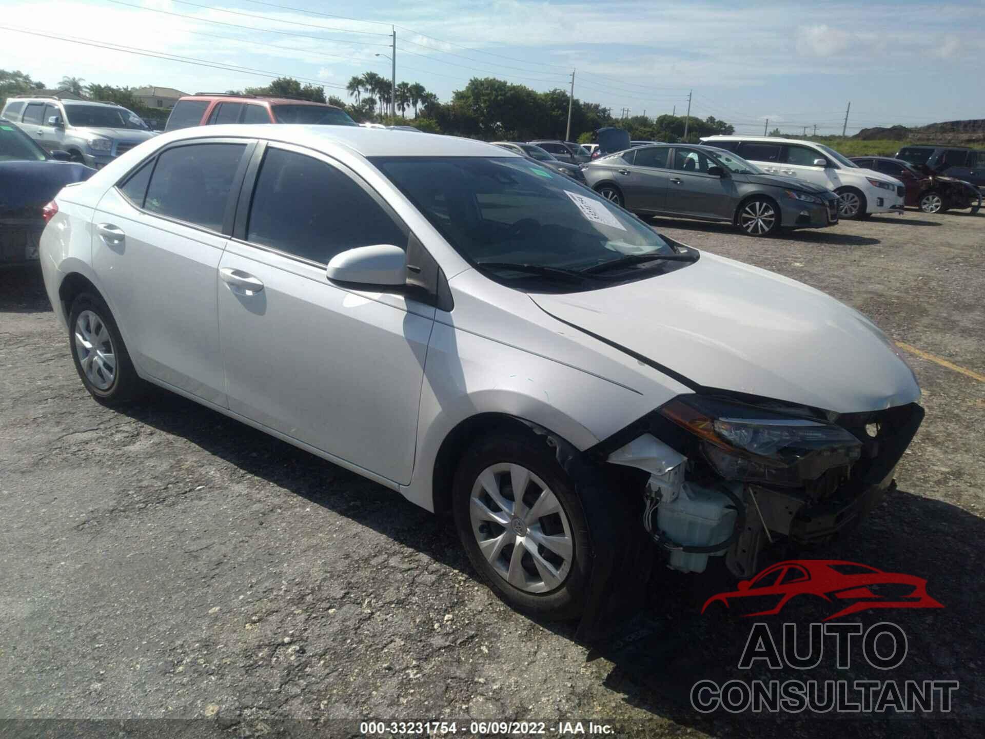TOYOTA COROLLA 2017 - 5YFBPRHE5HP577228