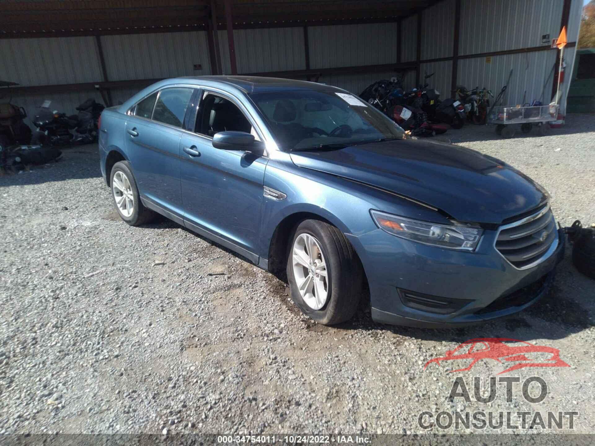 FORD TAURUS 2018 - 1FAHP2E82JG102813