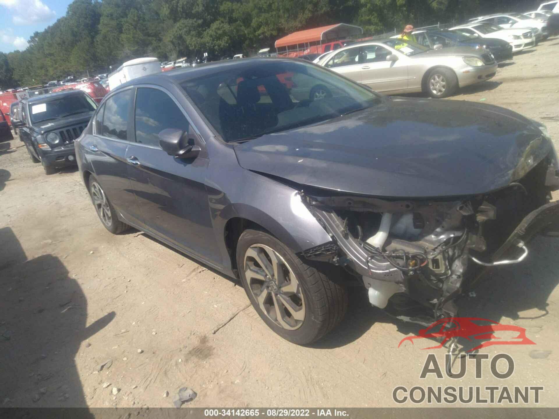 HONDA ACCORD SEDAN 2016 - 1HGCR2F05GA010552