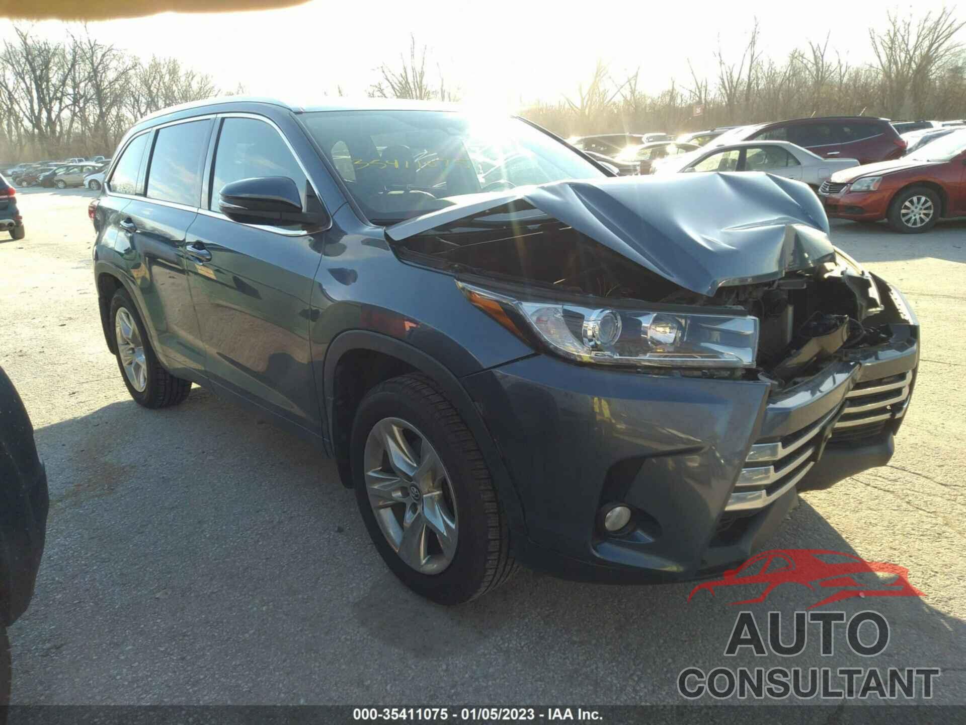 TOYOTA HIGHLANDER 2018 - 5TDDZRFH4JS839558