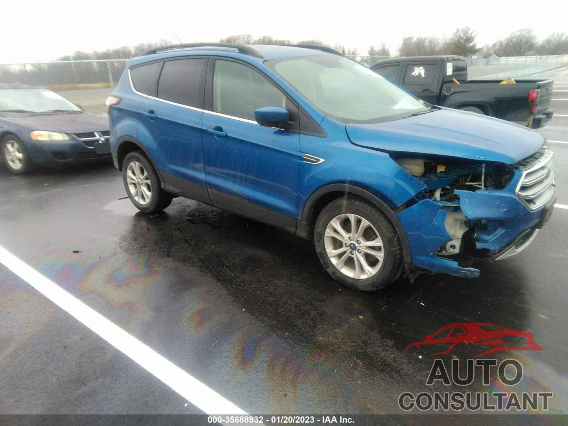 FORD ESCAPE 2017 - 1FMCU0GD4HUD61550