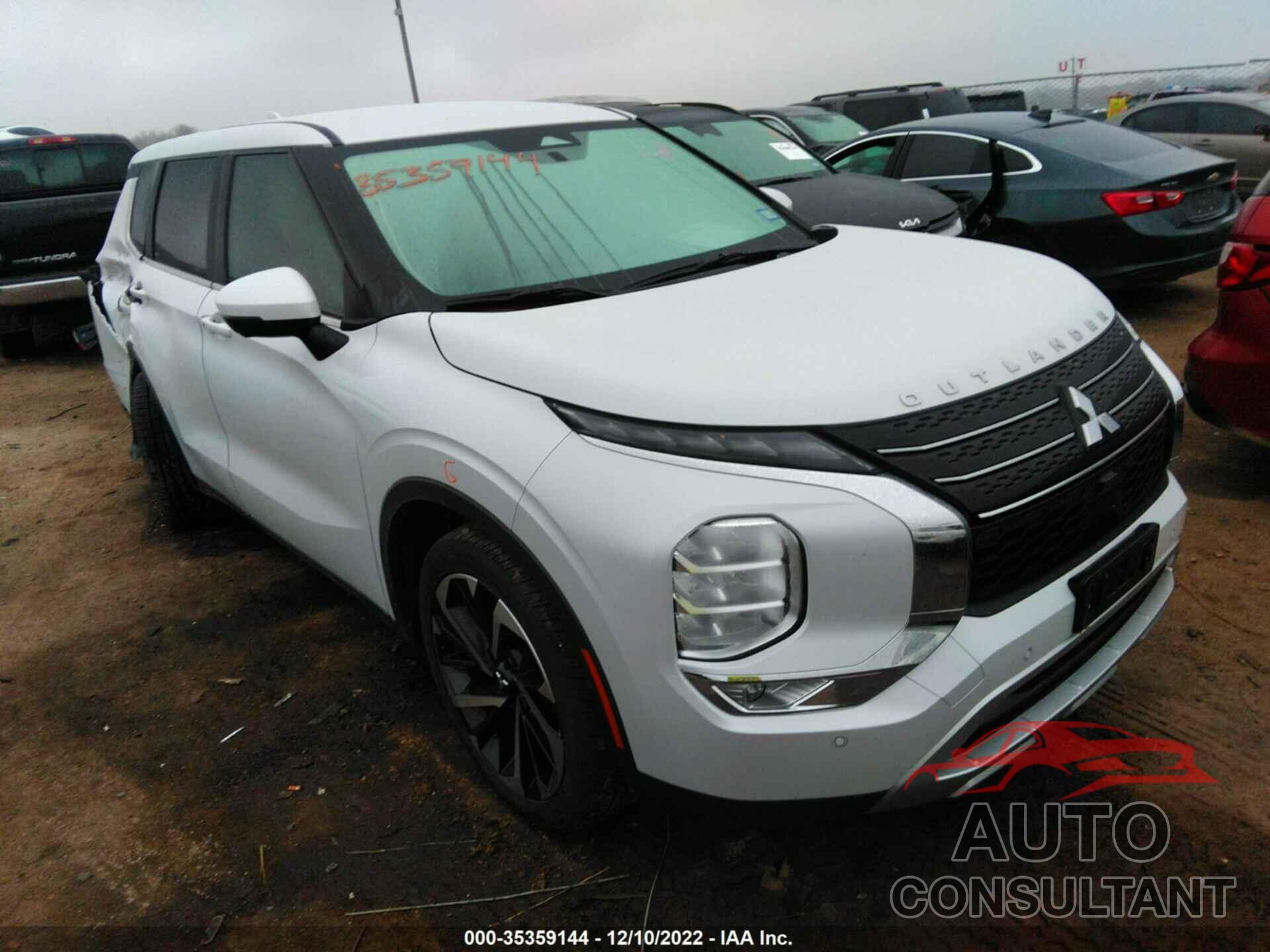 MITSUBISHI OUTLANDER 2022 - JA4J3UA8XNZ065880