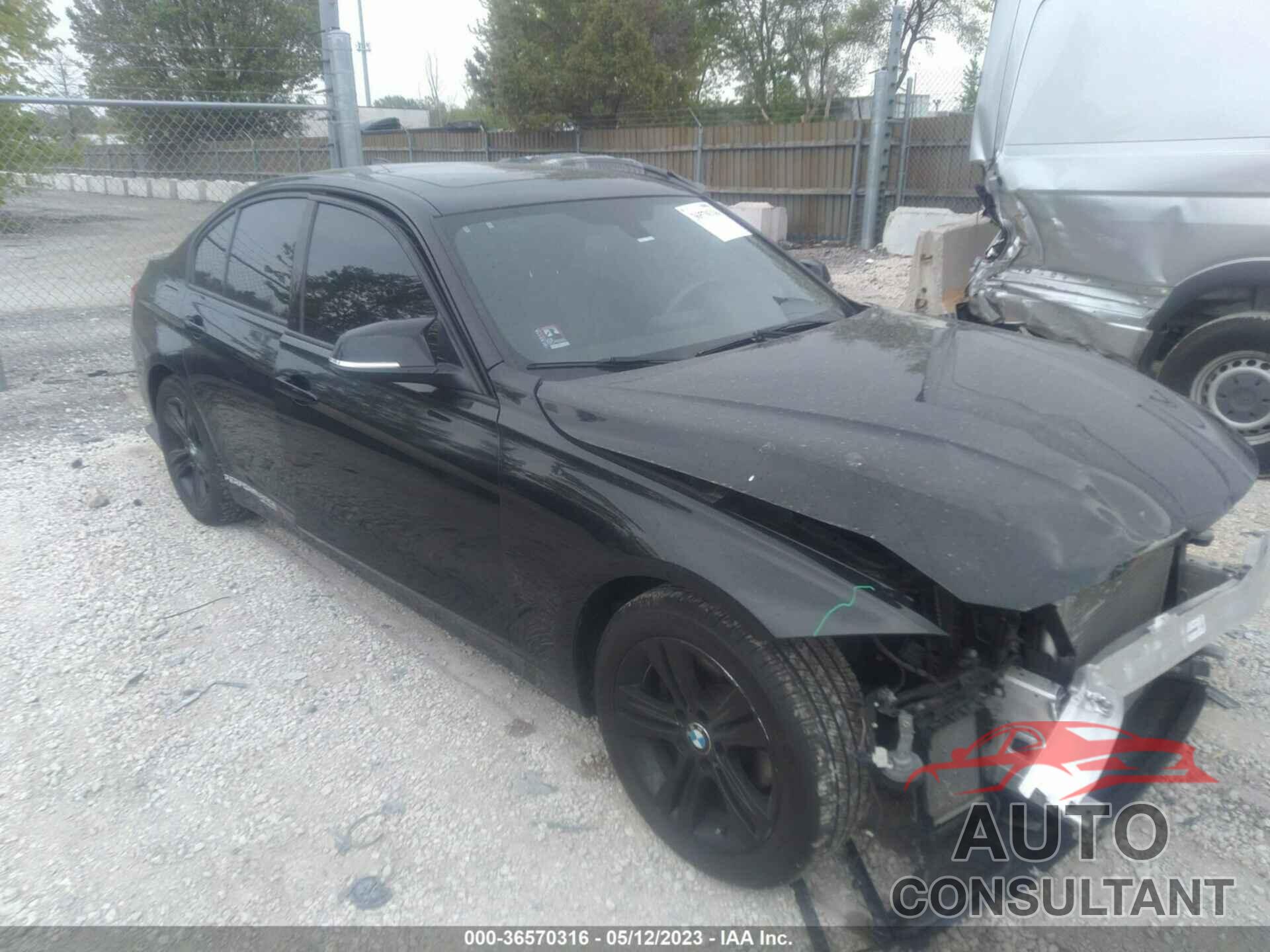 BMW 3 SERIES 2016 - WBA8E3C50GK500491