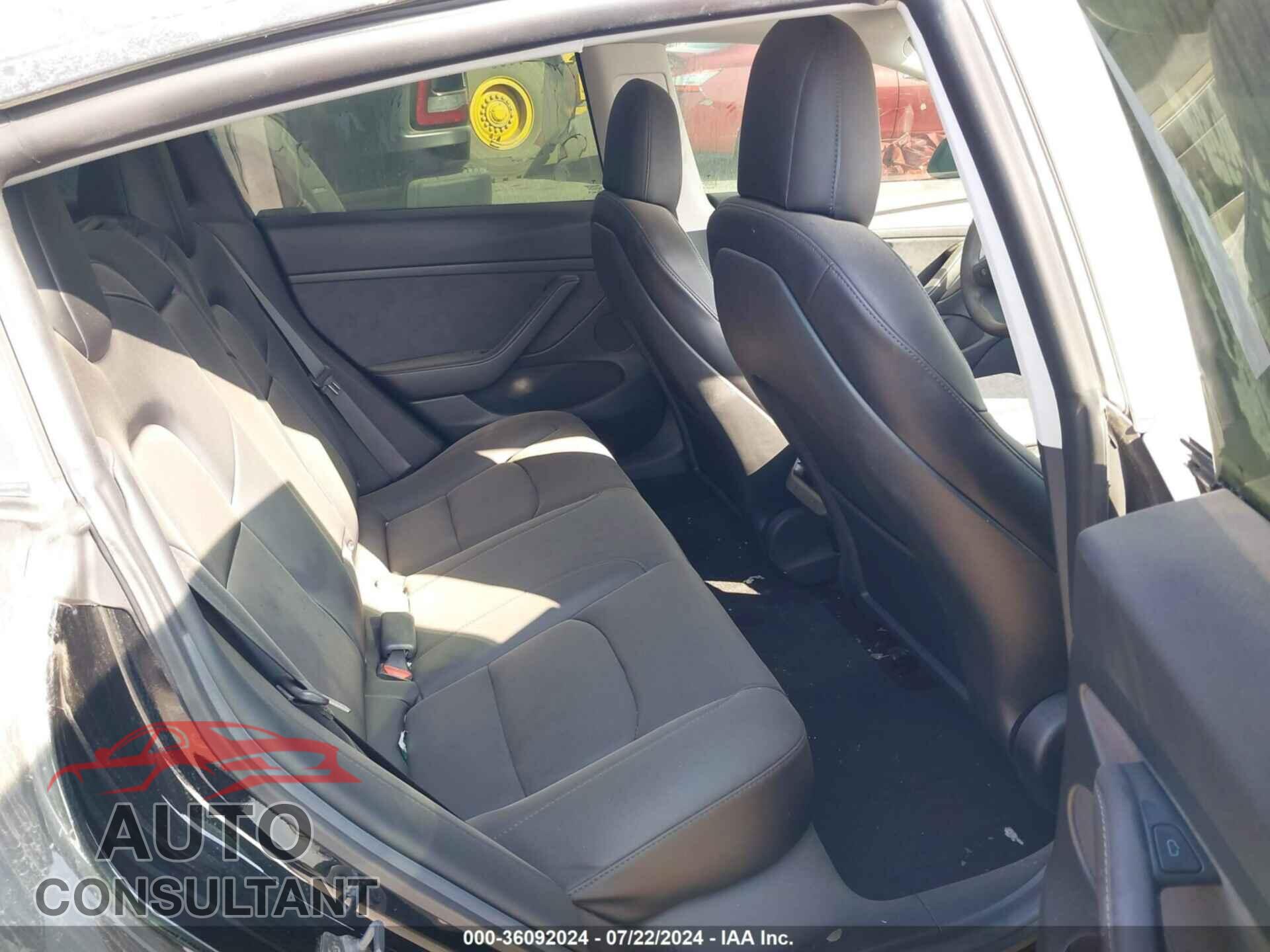 TESLA MODEL 3 2021 - 5YJ3E1EB7MF006870