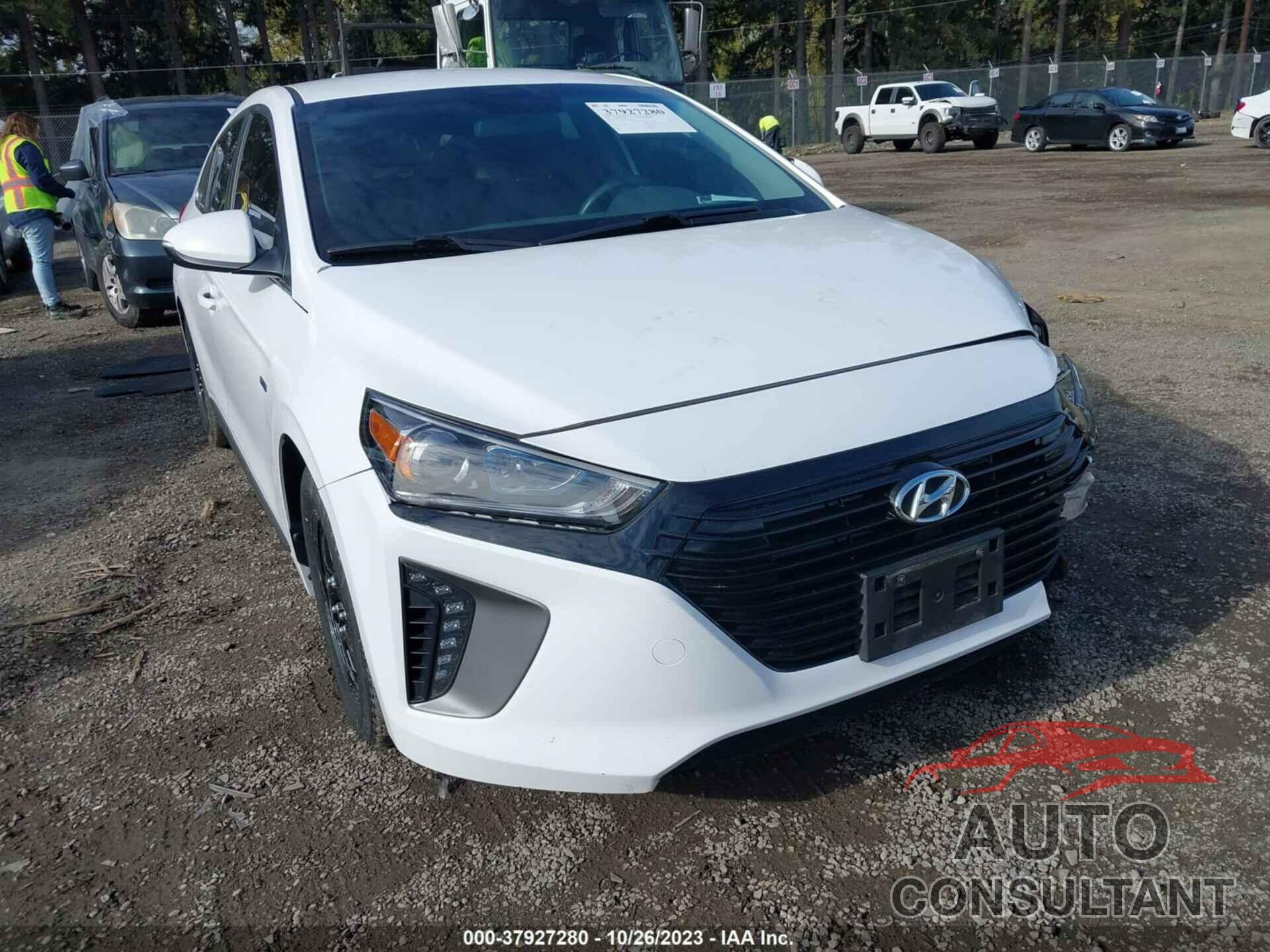 HYUNDAI IONIQ HYBRID 2017 - KMHC75LCXHU026116