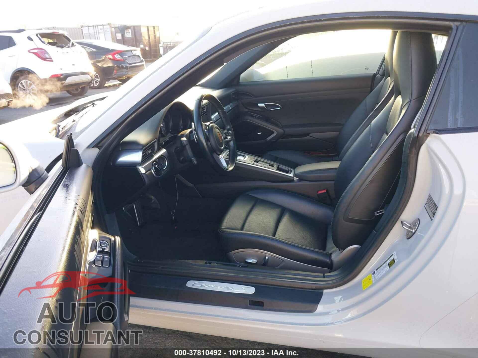 PORSCHE 911 2018 - WP0AB2A92JS122064