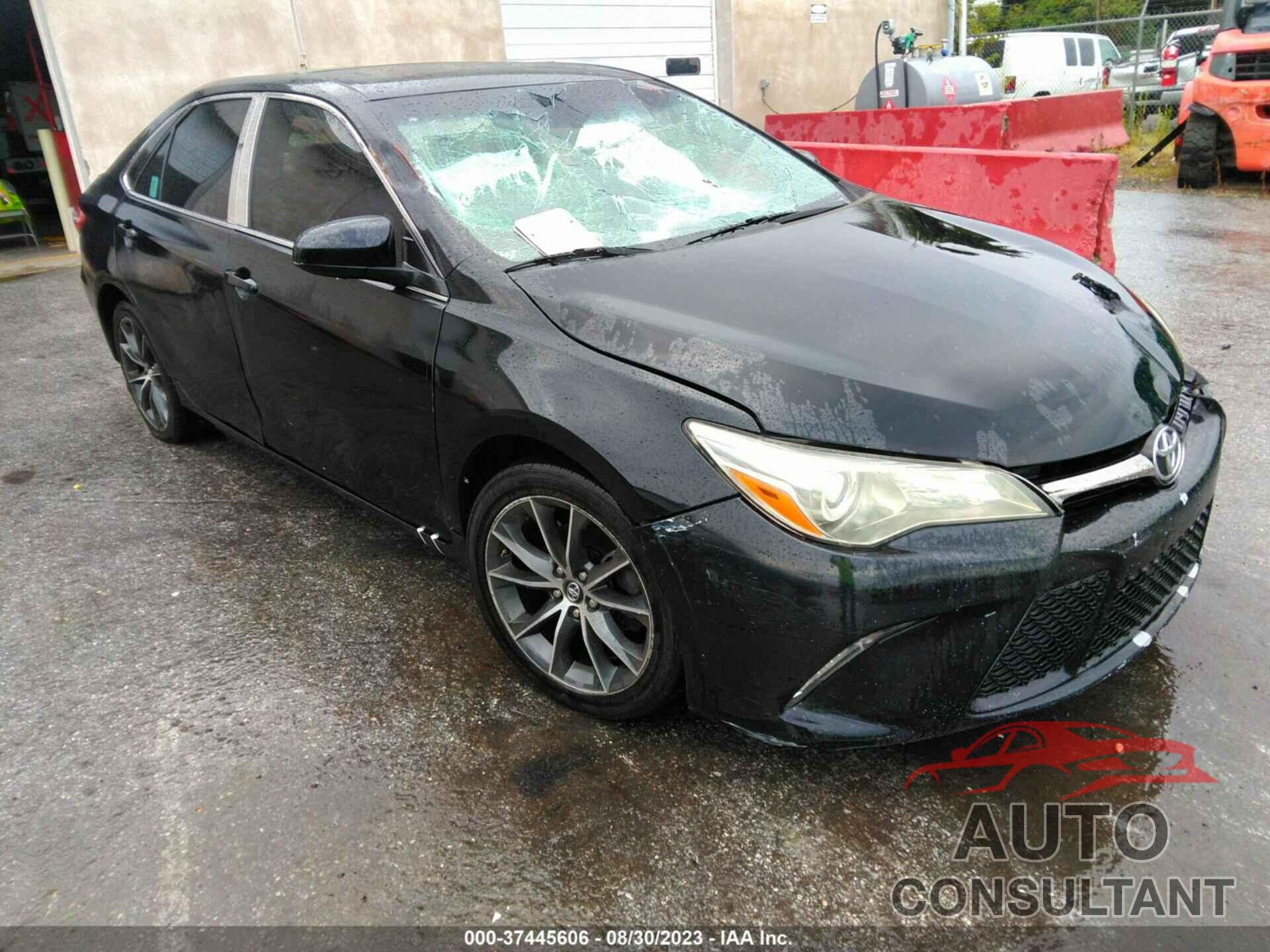 TOYOTA CAMRY 2016 - 4T1BF1FK2GU199041