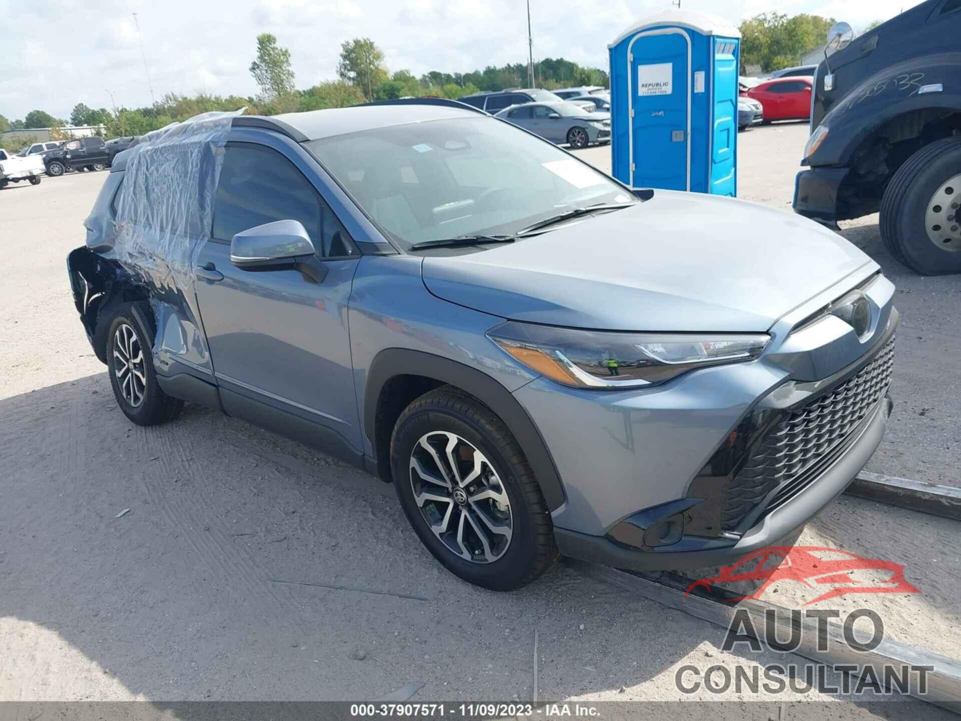 TOYOTA COROLLA CROSS 2023 - 7MUFBABG3PV011382