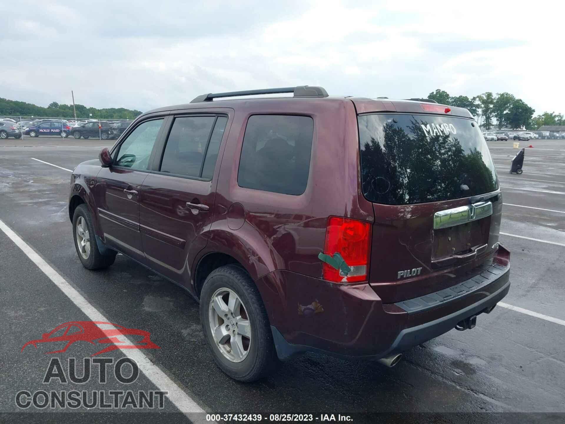 HONDA PILOT 2011 - 5FNYF4H72BB096597
