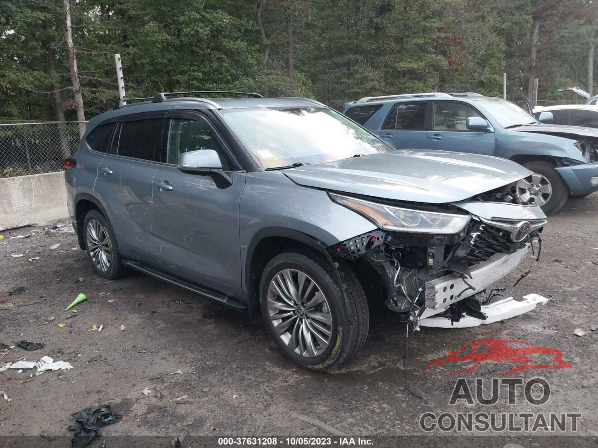 TOYOTA HIGHLANDER 2021 - 5TDFZRBH0MS073718