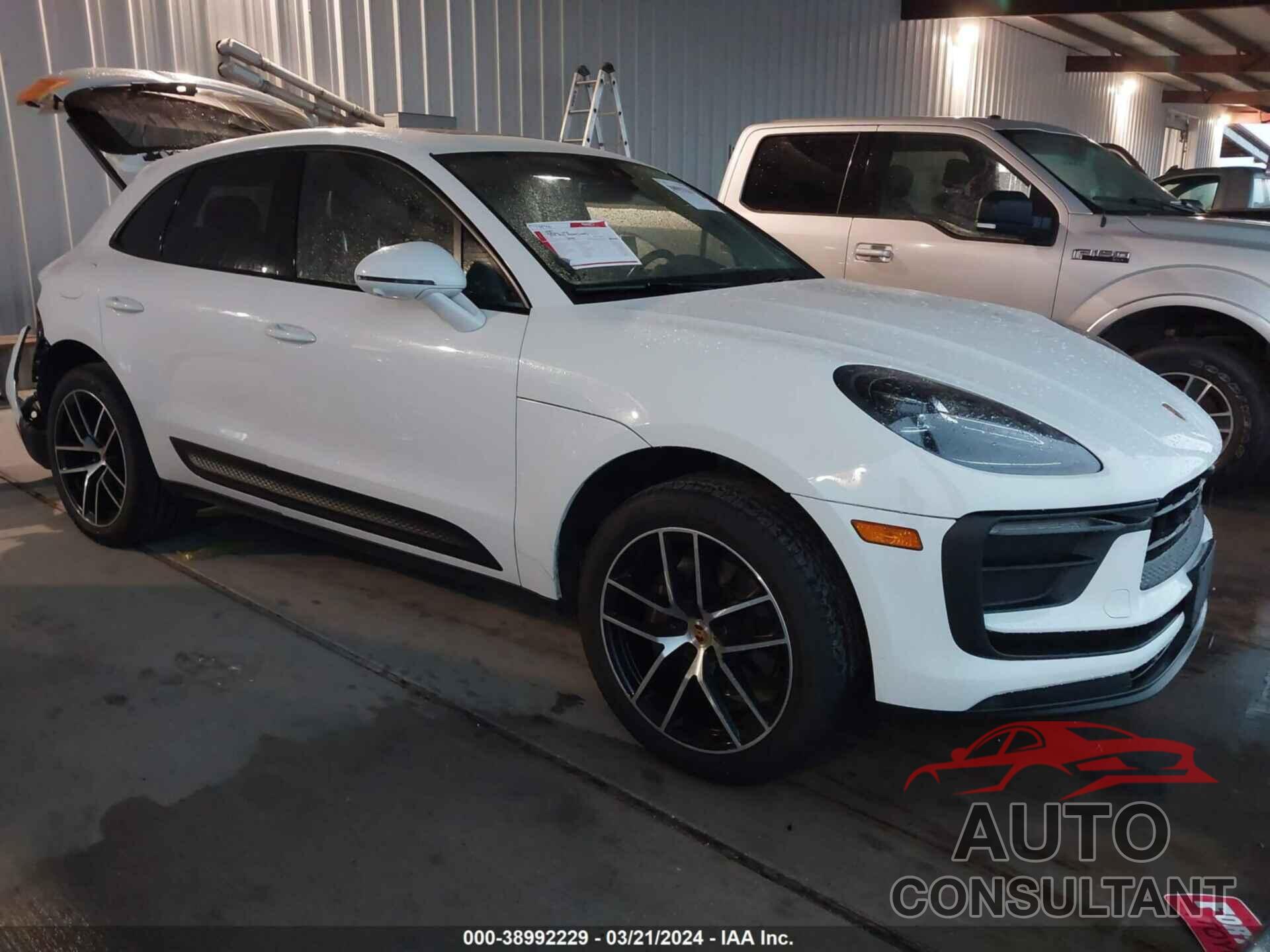 PORSCHE MACAN 2022 - WP1AA2A51NLB11703