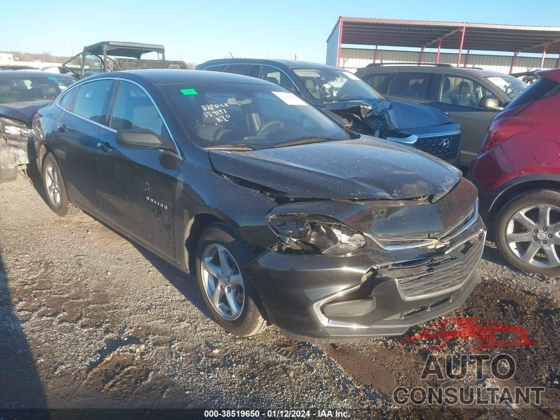 CHEVROLET MALIBU 2018 - 1G1ZB5ST0JF275221