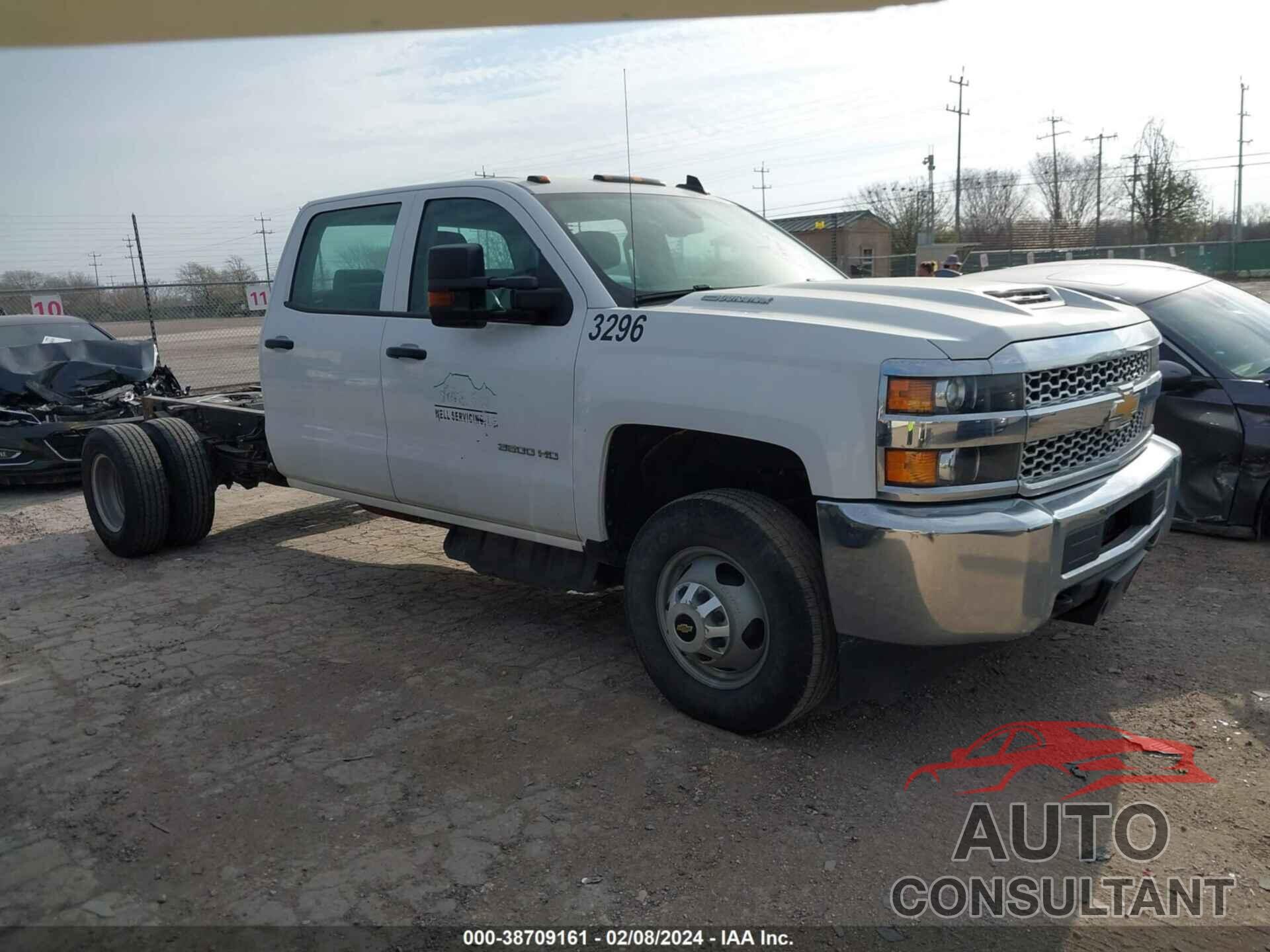 CHEVROLET SILVERADO 2019 - 1GB4KVCY6KF233296