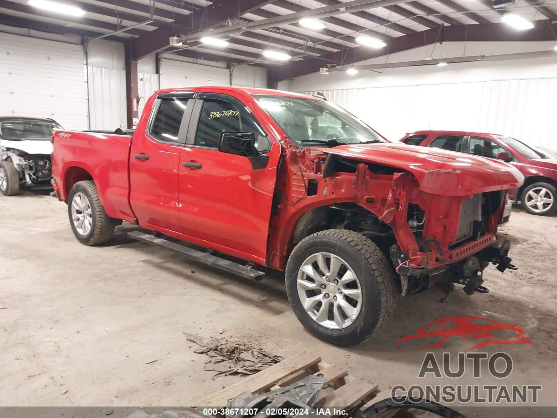 CHEVROLET SILVERADO 1500 2020 - 1GCRYBEH5LZ217733