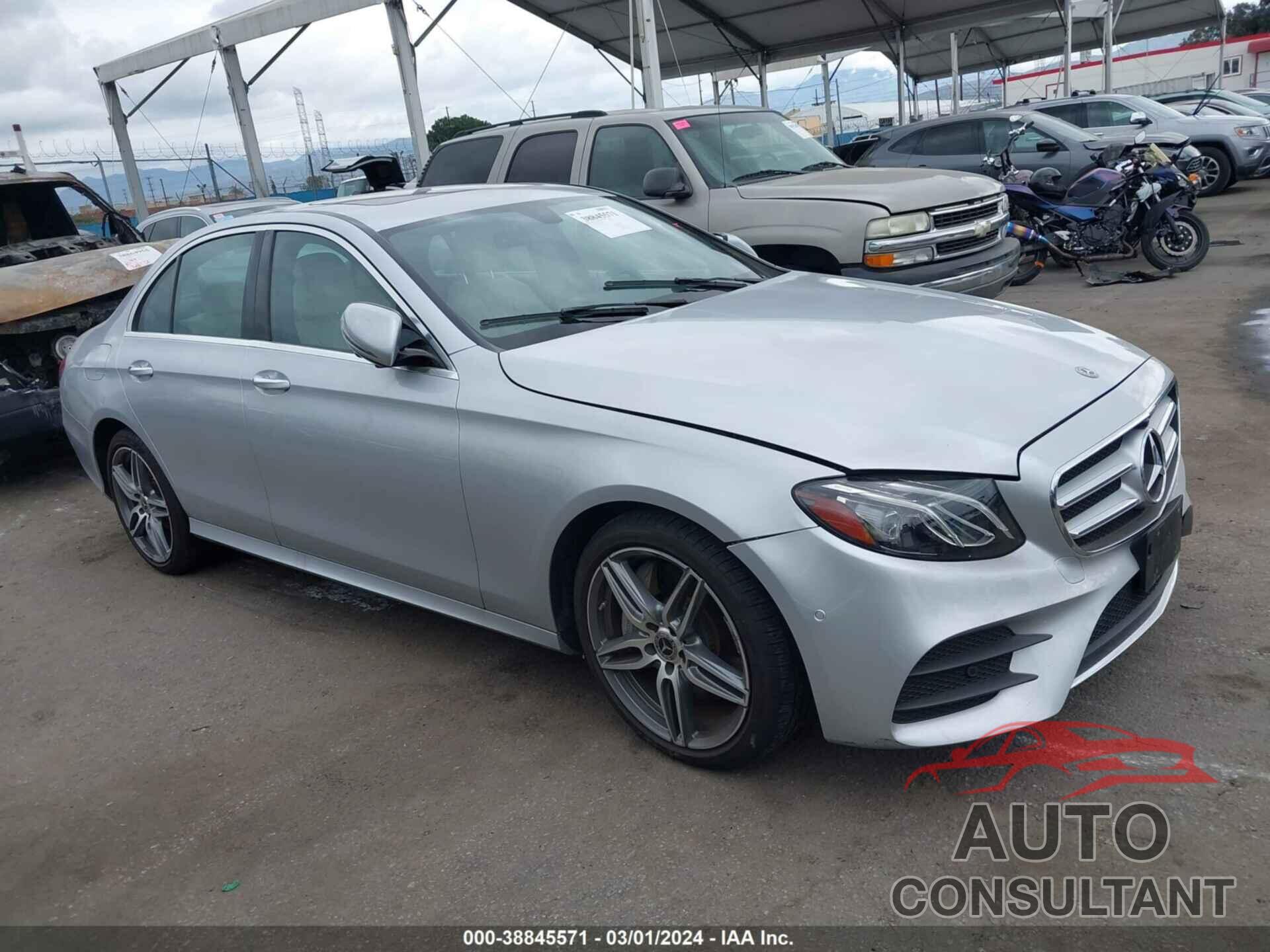 MERCEDES-BENZ E 350 2020 - WDDZF8DB4LA733186