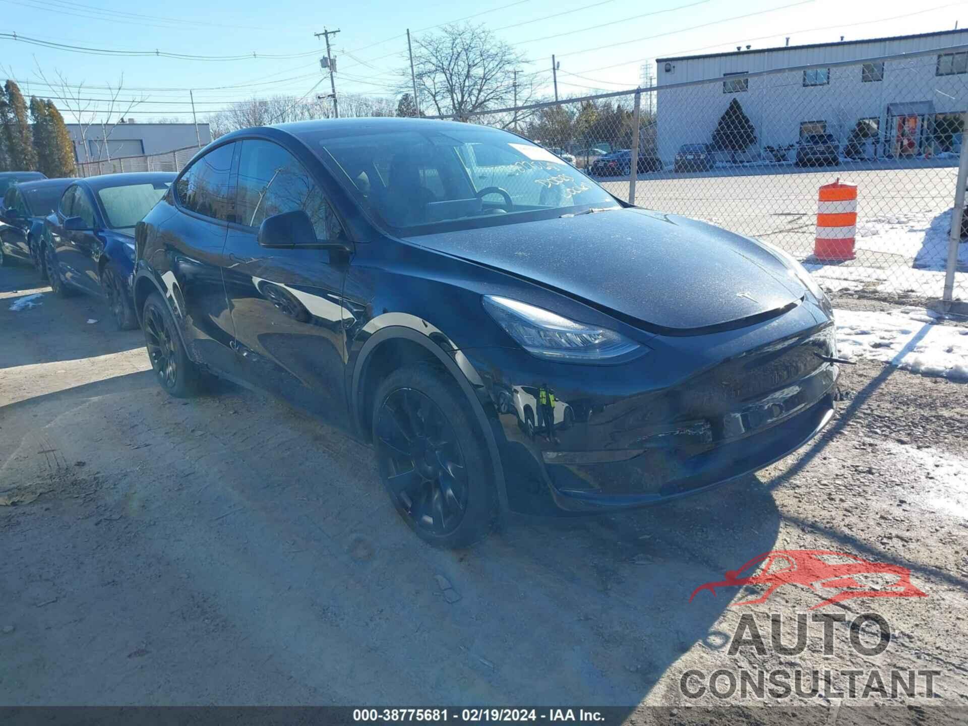 TESLA MODEL Y 2021 - 5YJYGDED3MF108962