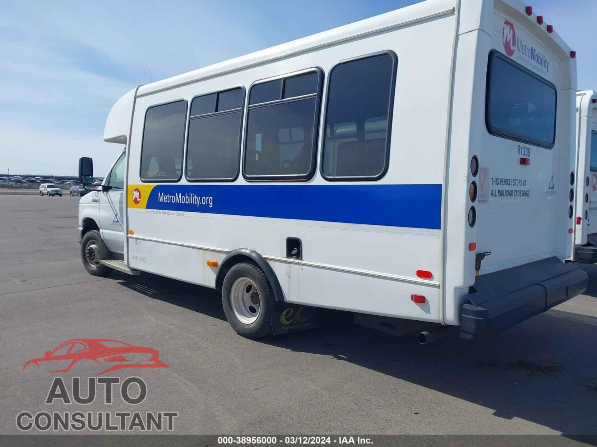 FORD E-450 CUTAWAY 2017 - 1FDFE4FS4HDC37814