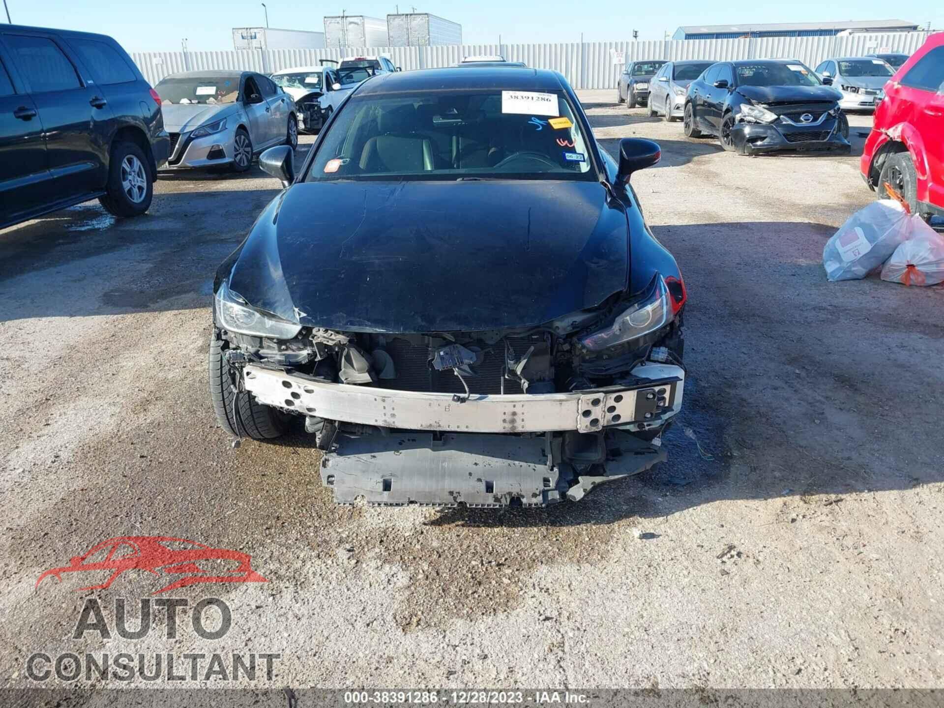LEXUS IS 200T 2017 - JTHBA1D24H5042885