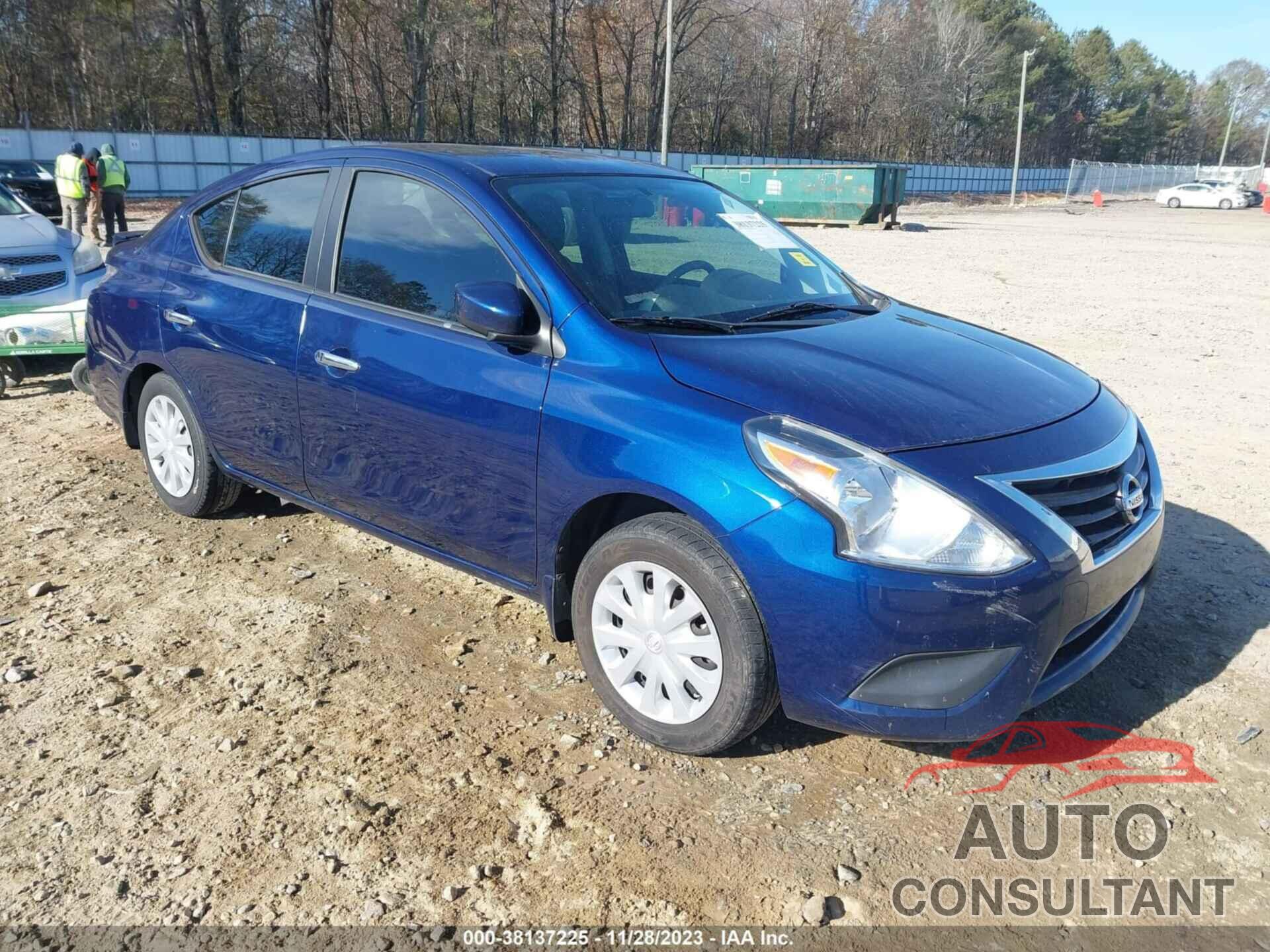 NISSAN VERSA 2018 - 3N1CN7AP9JL819003