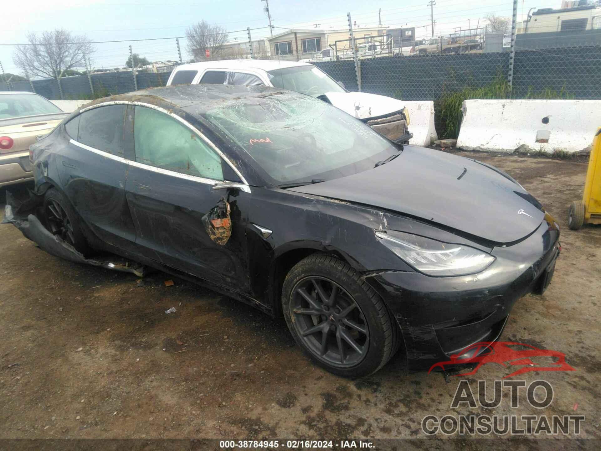 TESLA MODEL 3 2019 - 5YJ3E1EB8KF418017