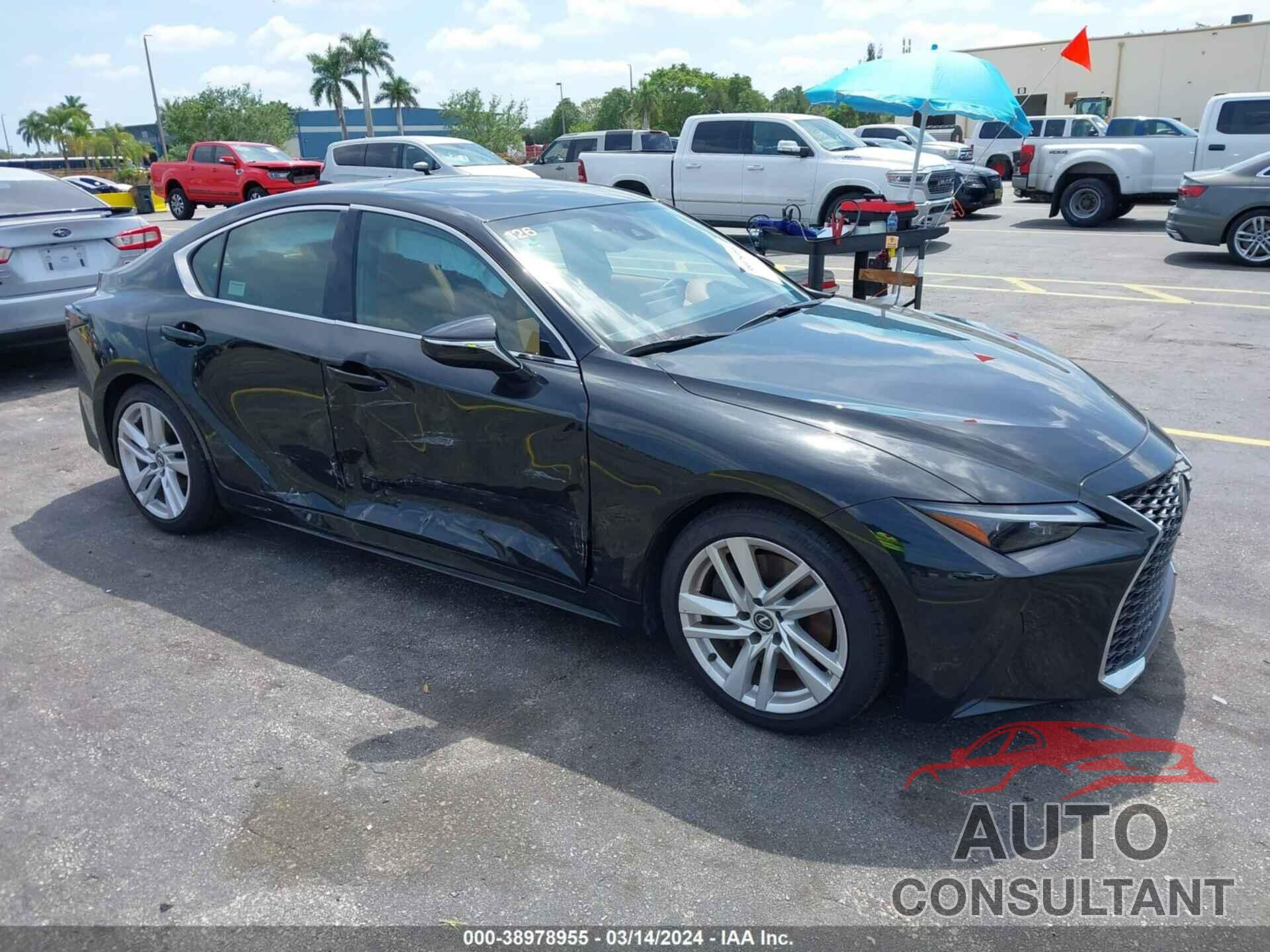 LEXUS IS 2023 - JTHCA1D24P5126773