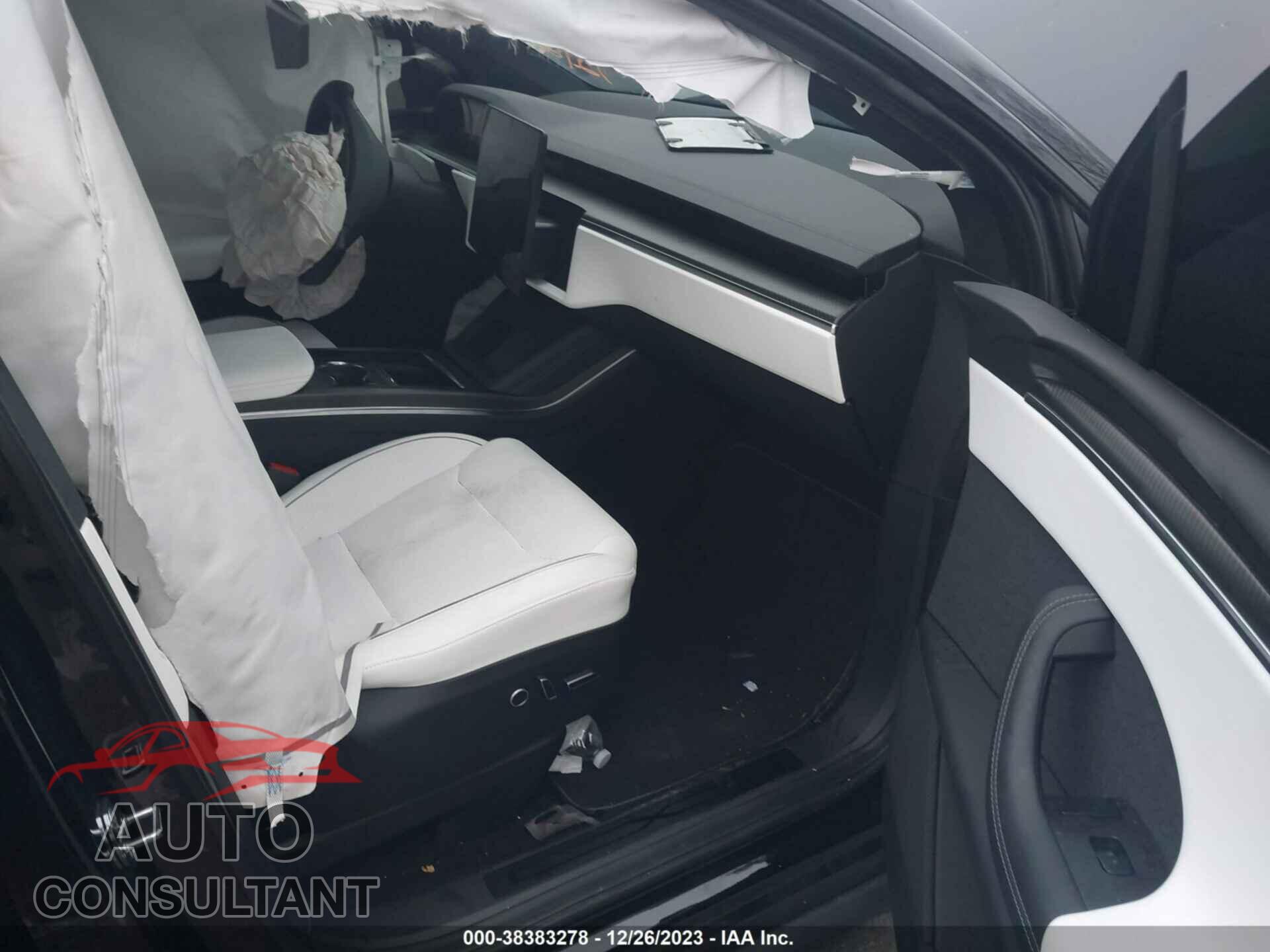 TESLA MODEL X 2023 - 7SAXCBE61PF385193