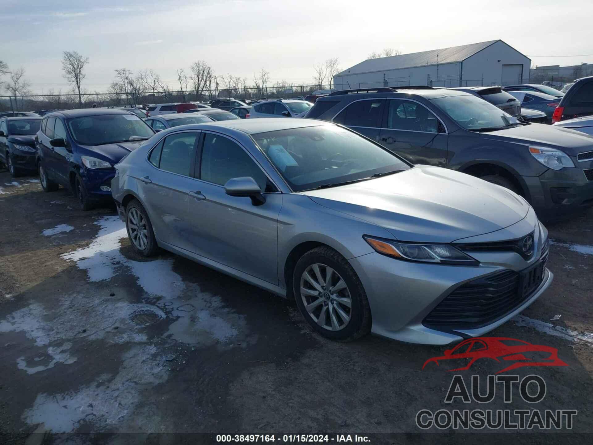 TOYOTA CAMRY 2018 - JTNB11HK8J3027170