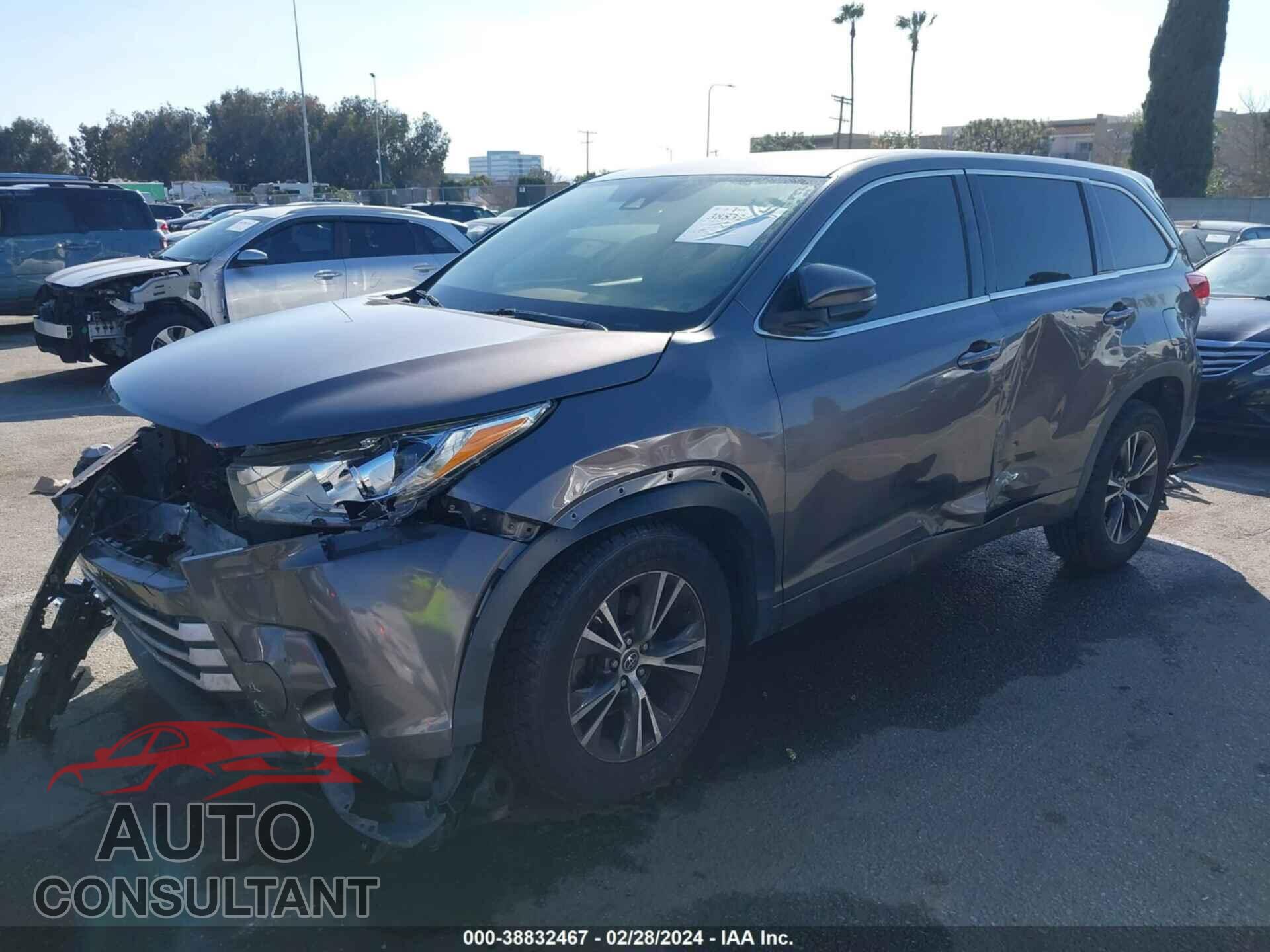 TOYOTA HIGHLANDER 2017 - 5TDZZRFH2HS206511