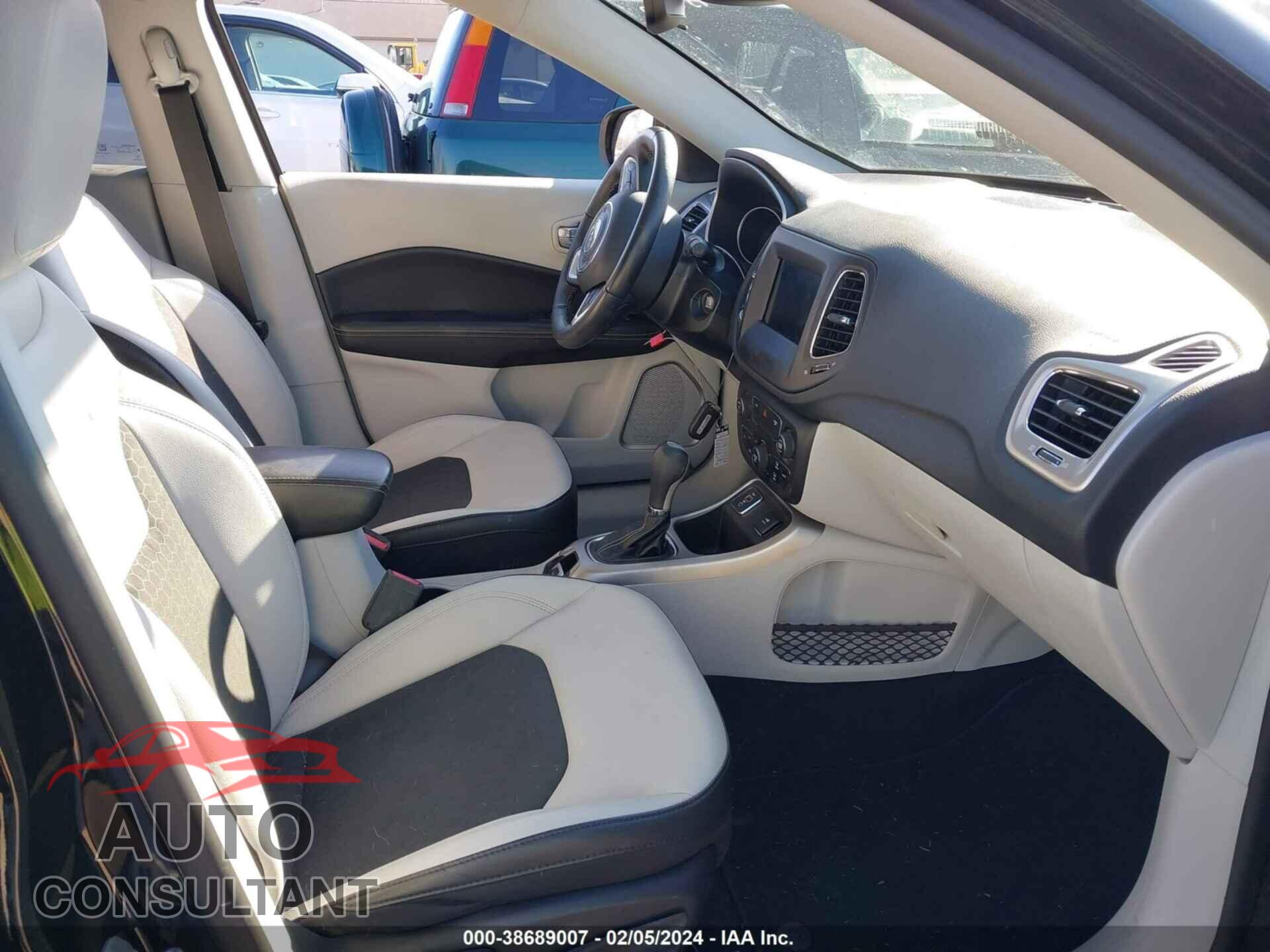 JEEP COMPASS 2019 - 3C4NJCBB9KT637218