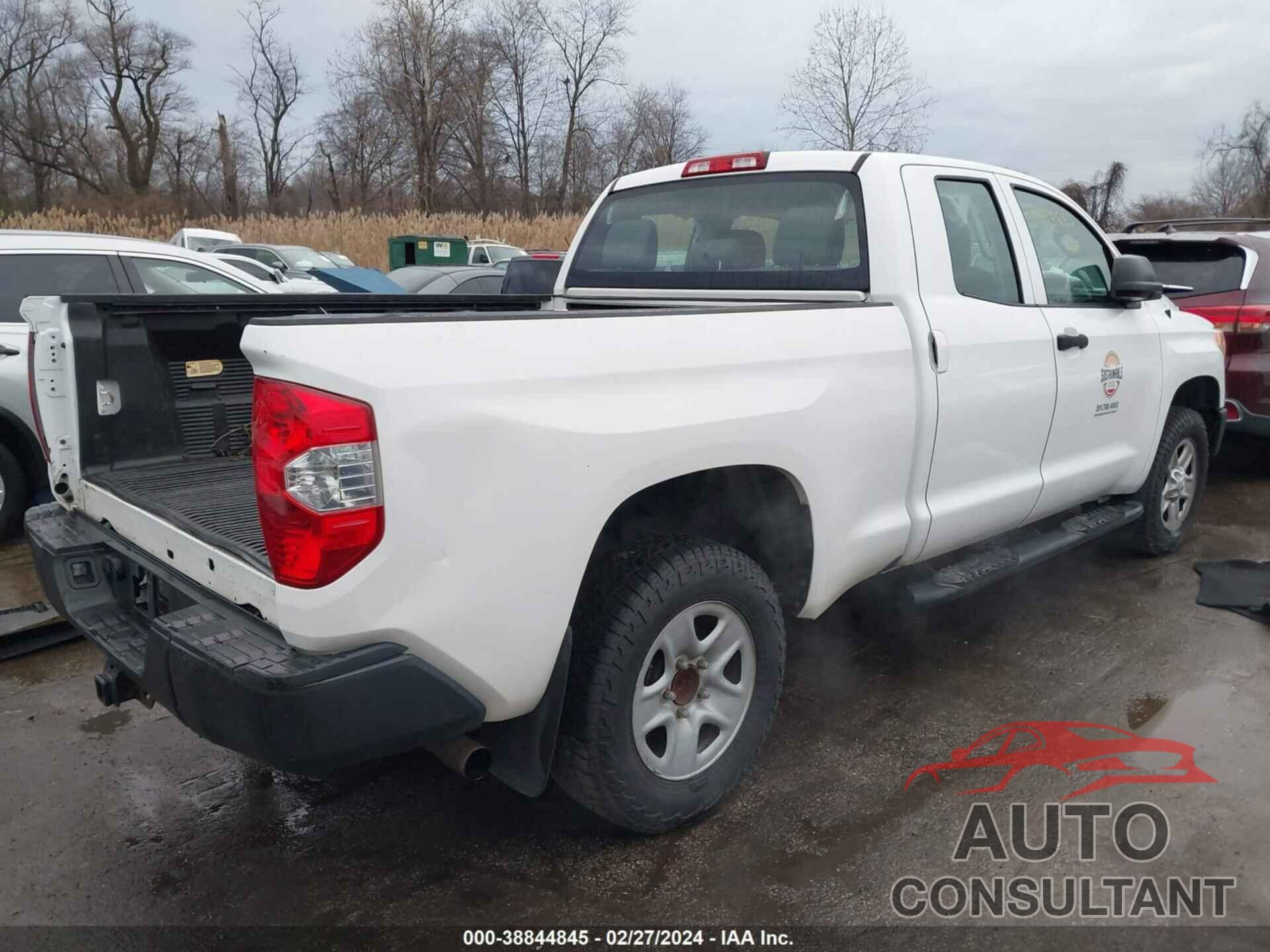 TOYOTA TUNDRA 2016 - 5TFUM5F19GX069094