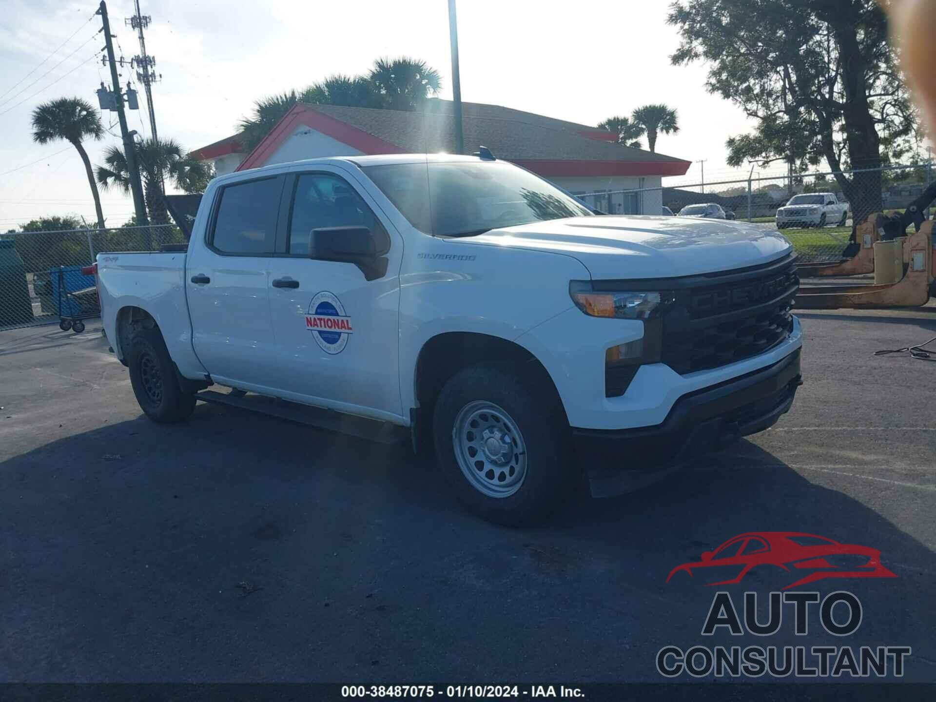 CHEVROLET SILVERADO 1500 2023 - 3GCPDAEK6PG222860