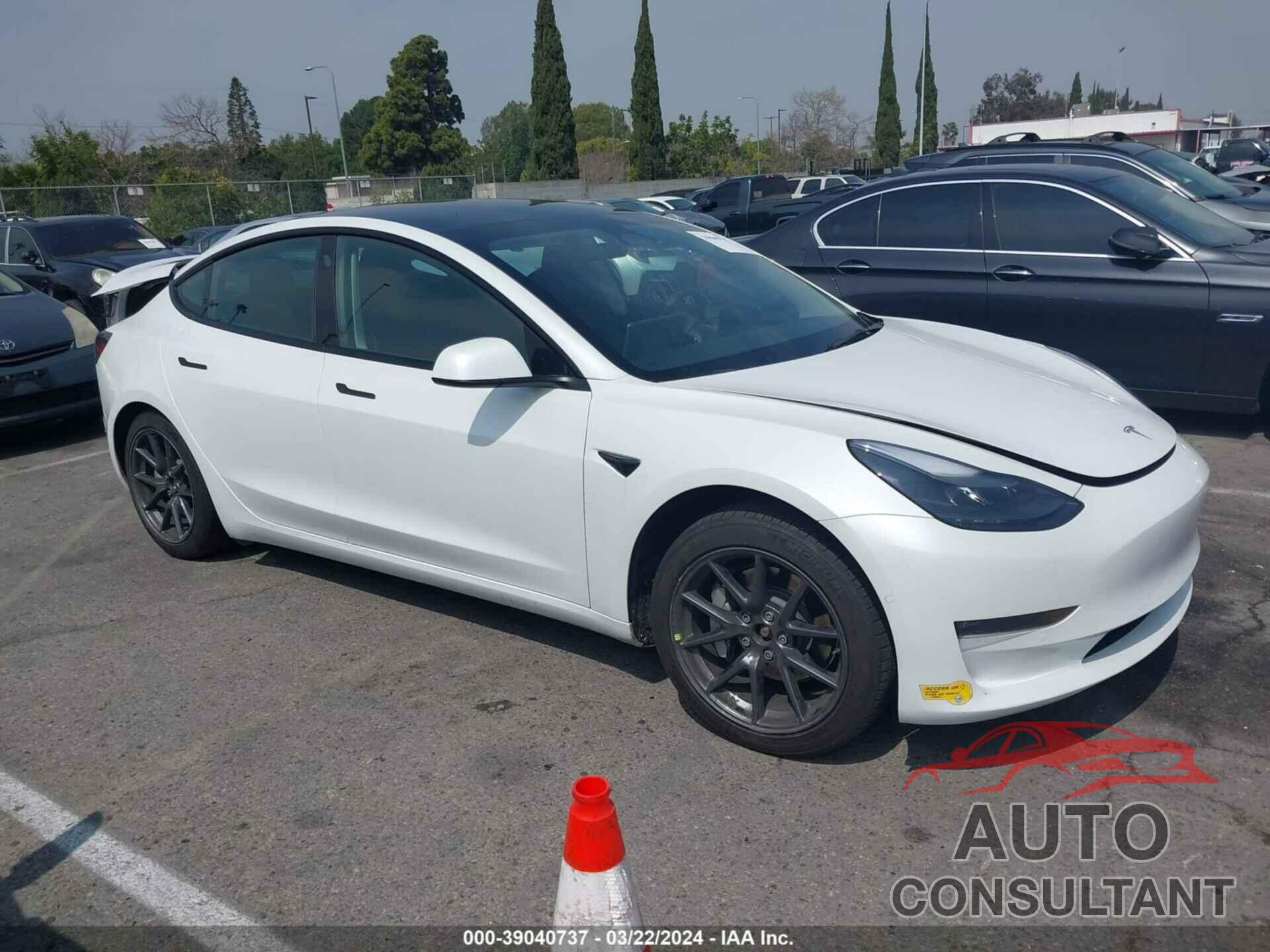 TESLA MODEL 3 2022 - 5YJ3E1EB4NF271957