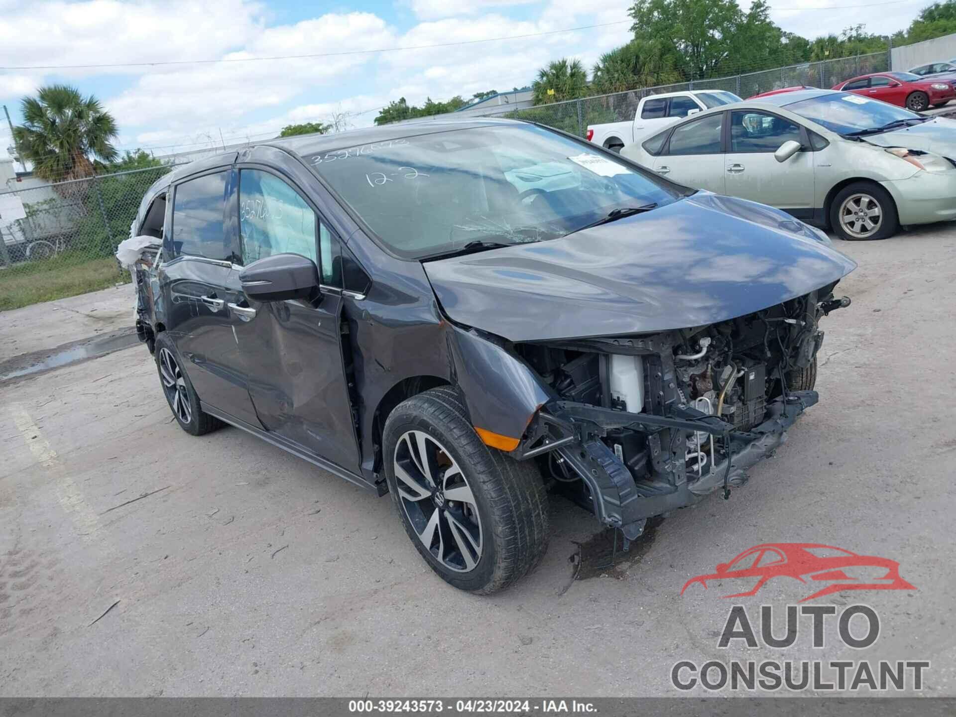 HONDA ODYSSEY 2018 - 5FNRL6H94JB040170