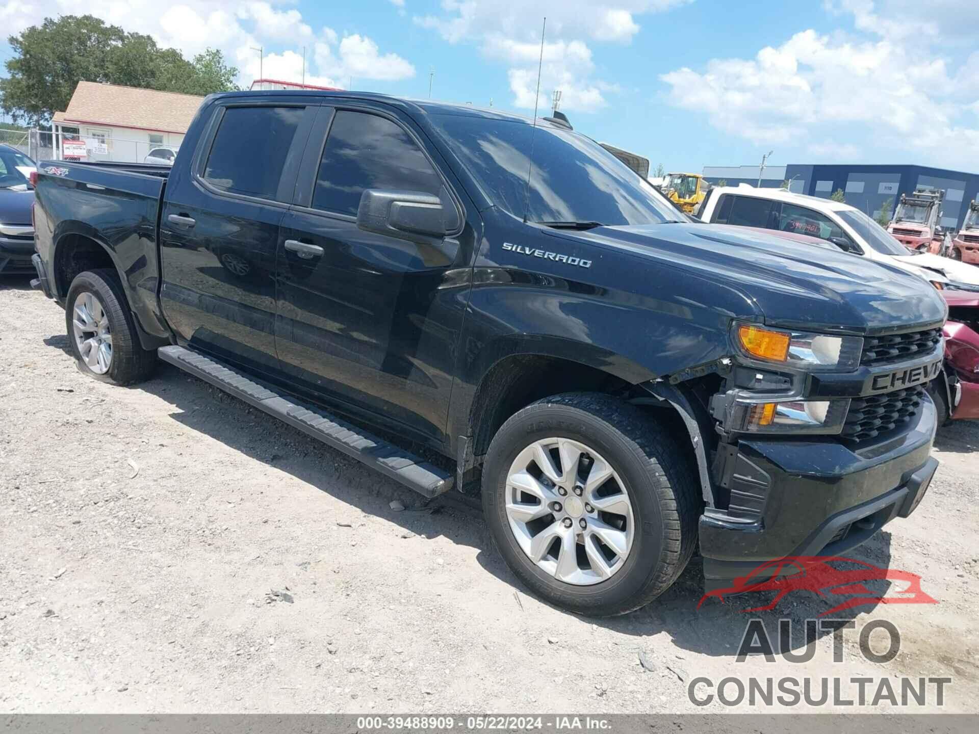 CHEVROLET SILVERADO 1500 2021 - 1GCPYBEK1MZ354270