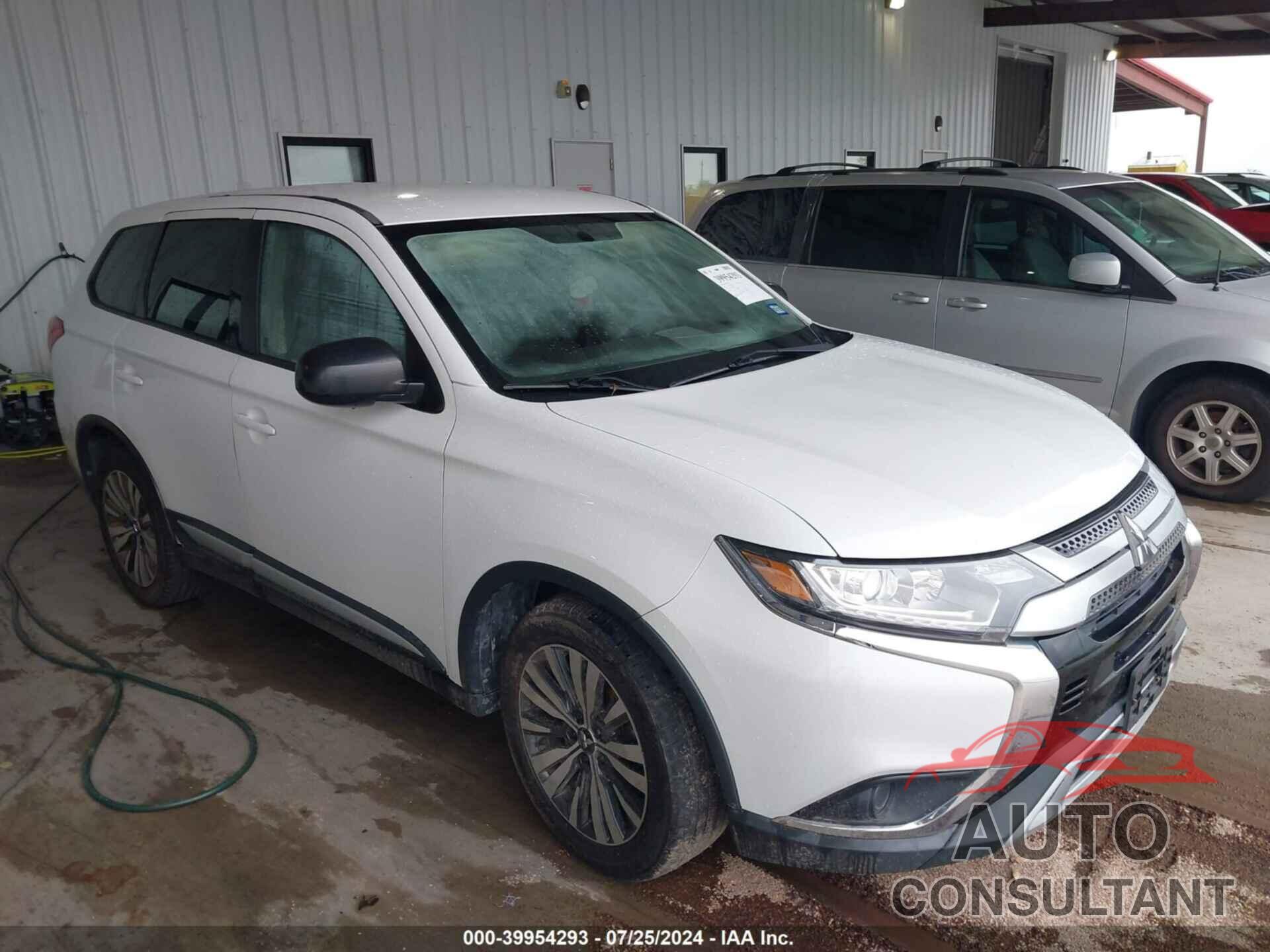 MITSUBISHI OUTLANDER 2019 - JA4AD2A3XKZ008063