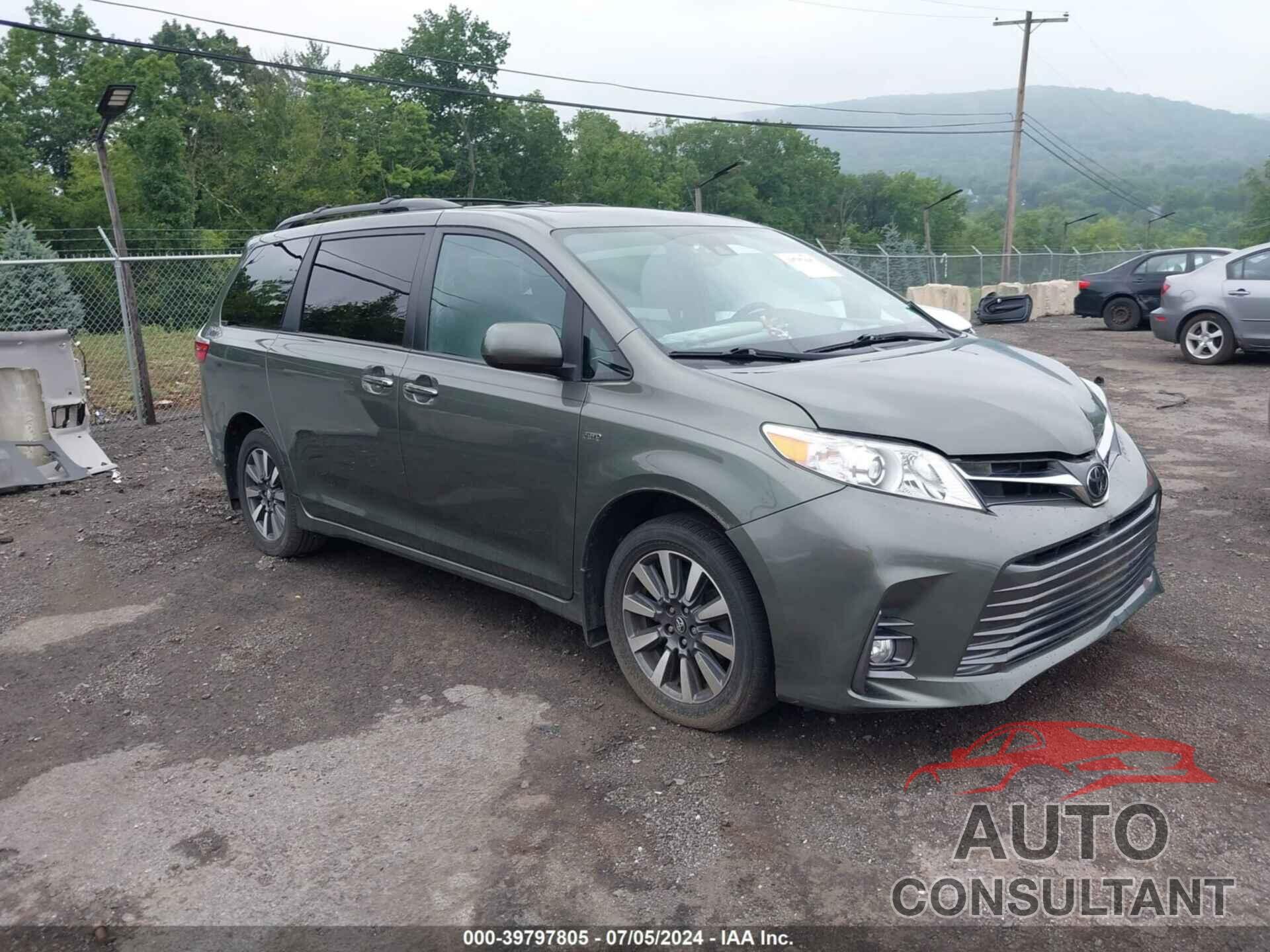 TOYOTA SIENNA 2018 - 5TDDZ3DCXJS204302