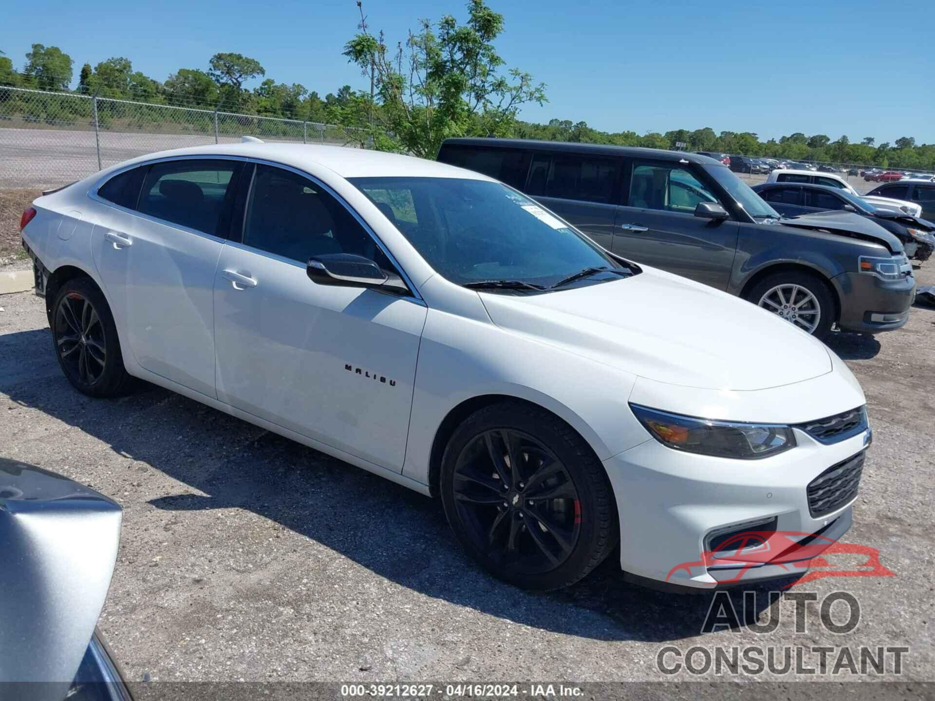 CHEVROLET MALIBU 2018 - 1G1ZD5ST1JF291843