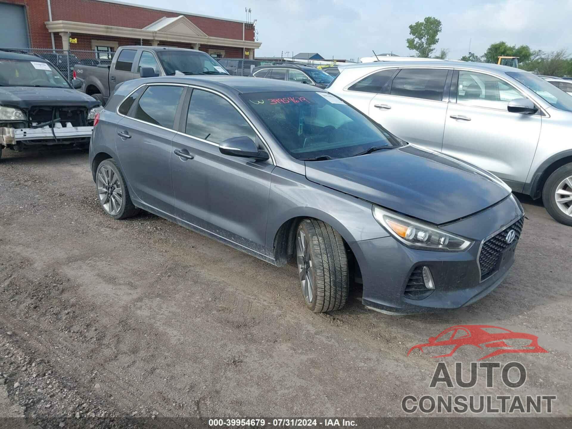 HYUNDAI ELANTRA GT 2018 - KMHH55LC7JU054697
