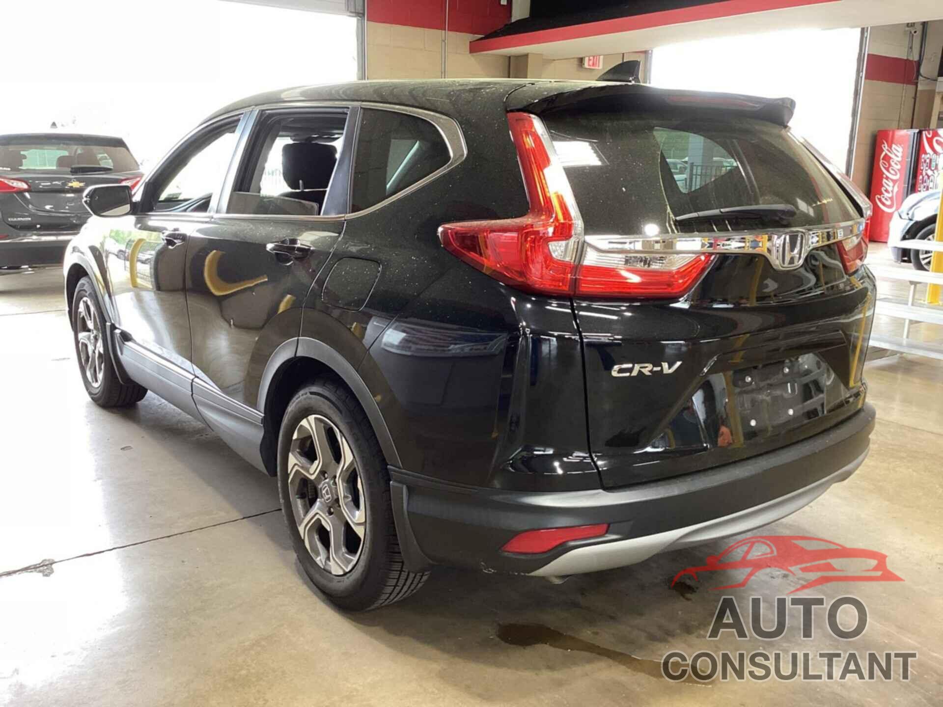 HONDA CR-V 2018 - 7FARW1H58JE056349