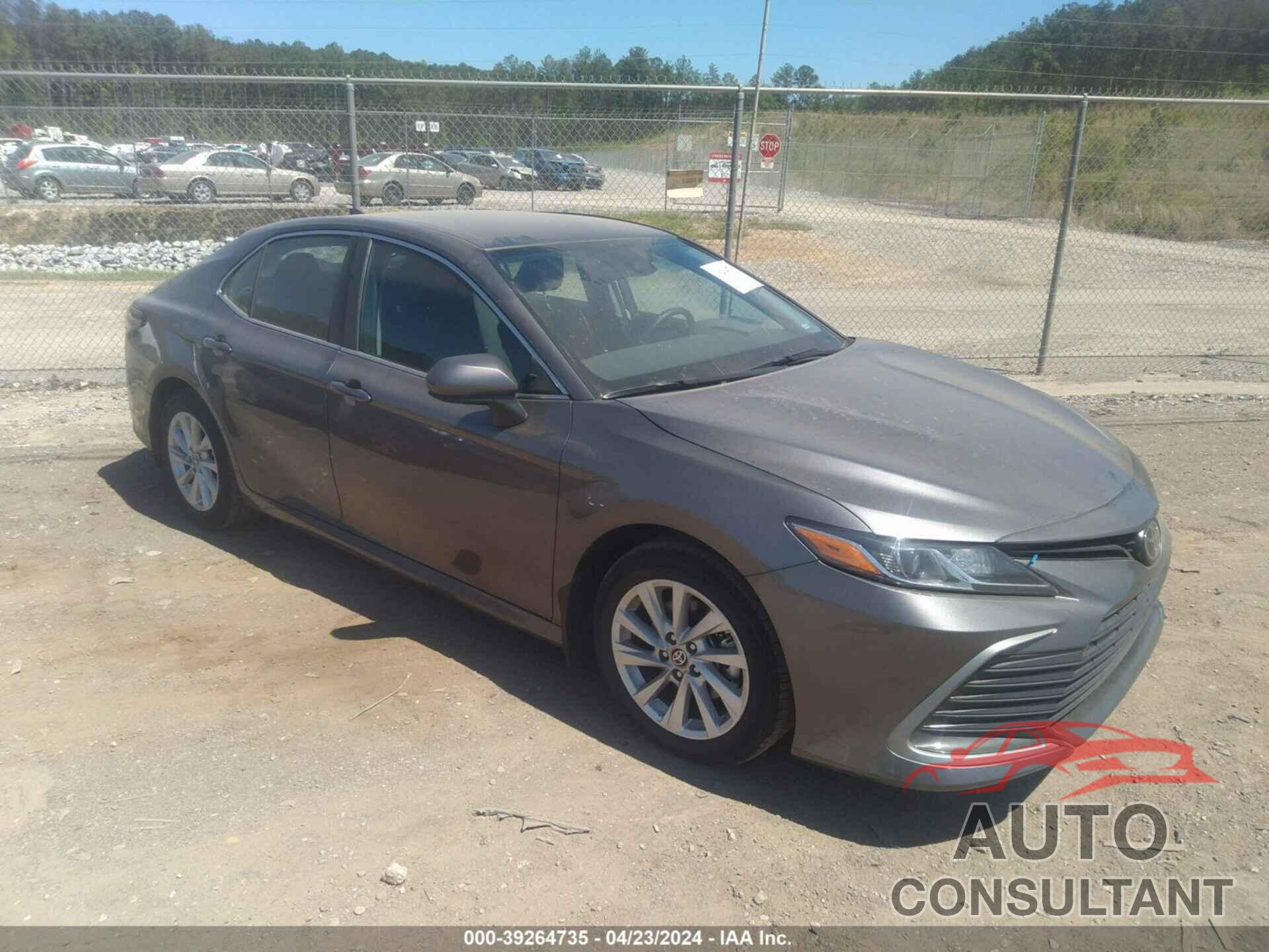 TOYOTA CAMRY 2024 - 4T1C11BK4RU113160