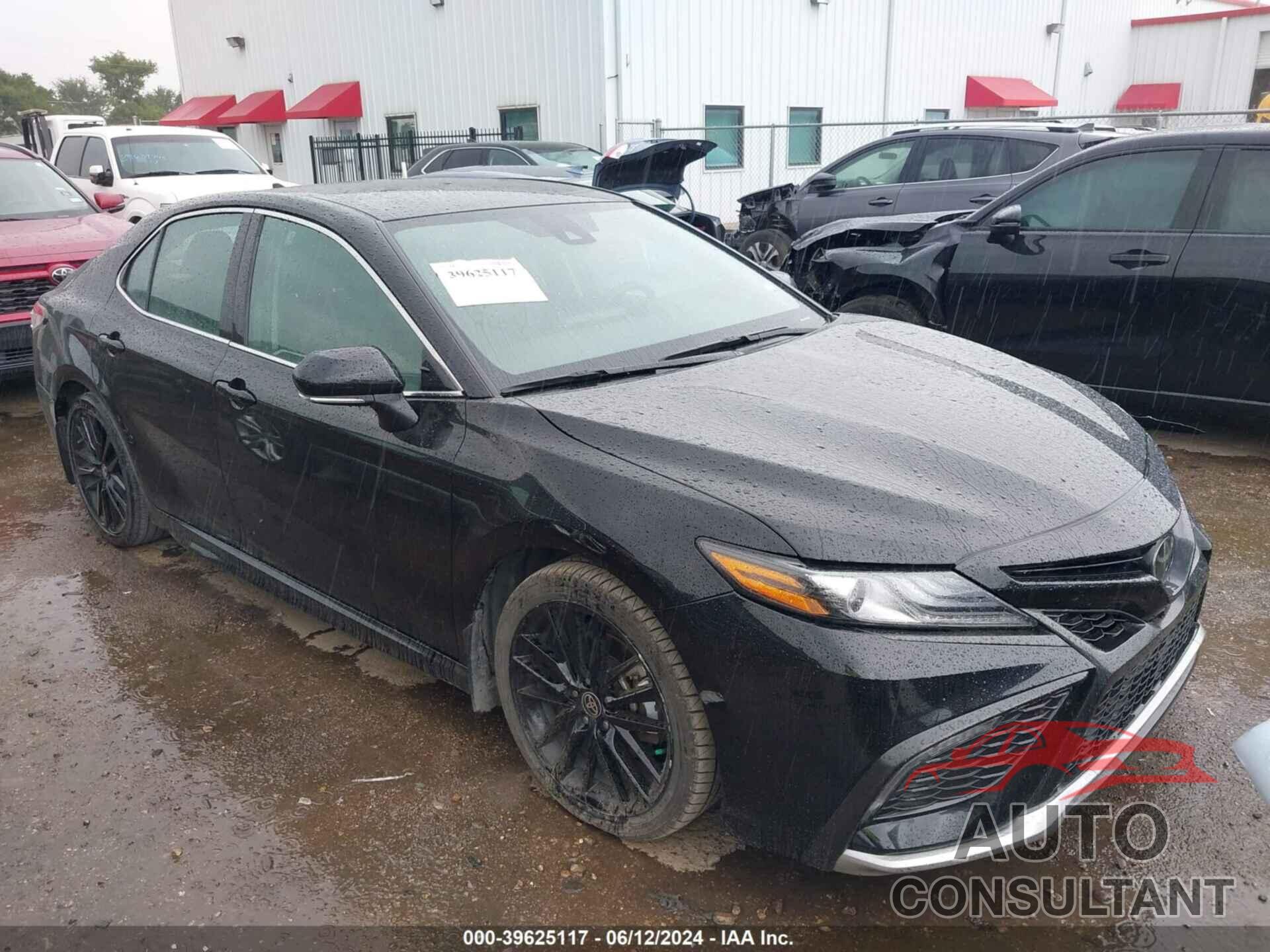 TOYOTA CAMRY 2023 - 4T1K61AK5PU726562