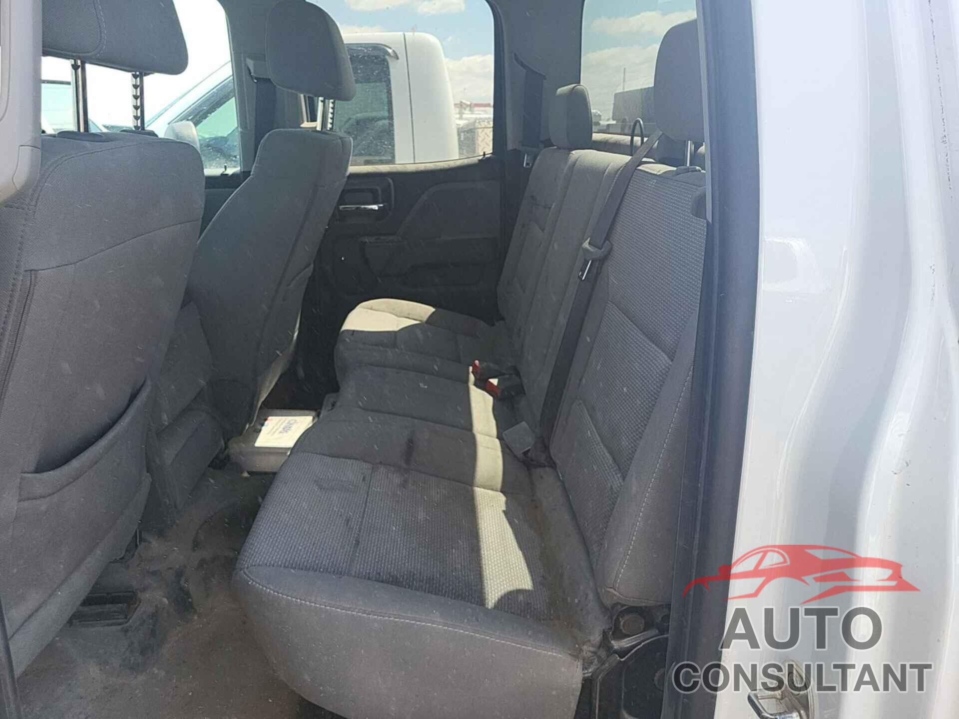 CHEVROLET SILVERADO 2019 - 2GC2KREG8K1141175